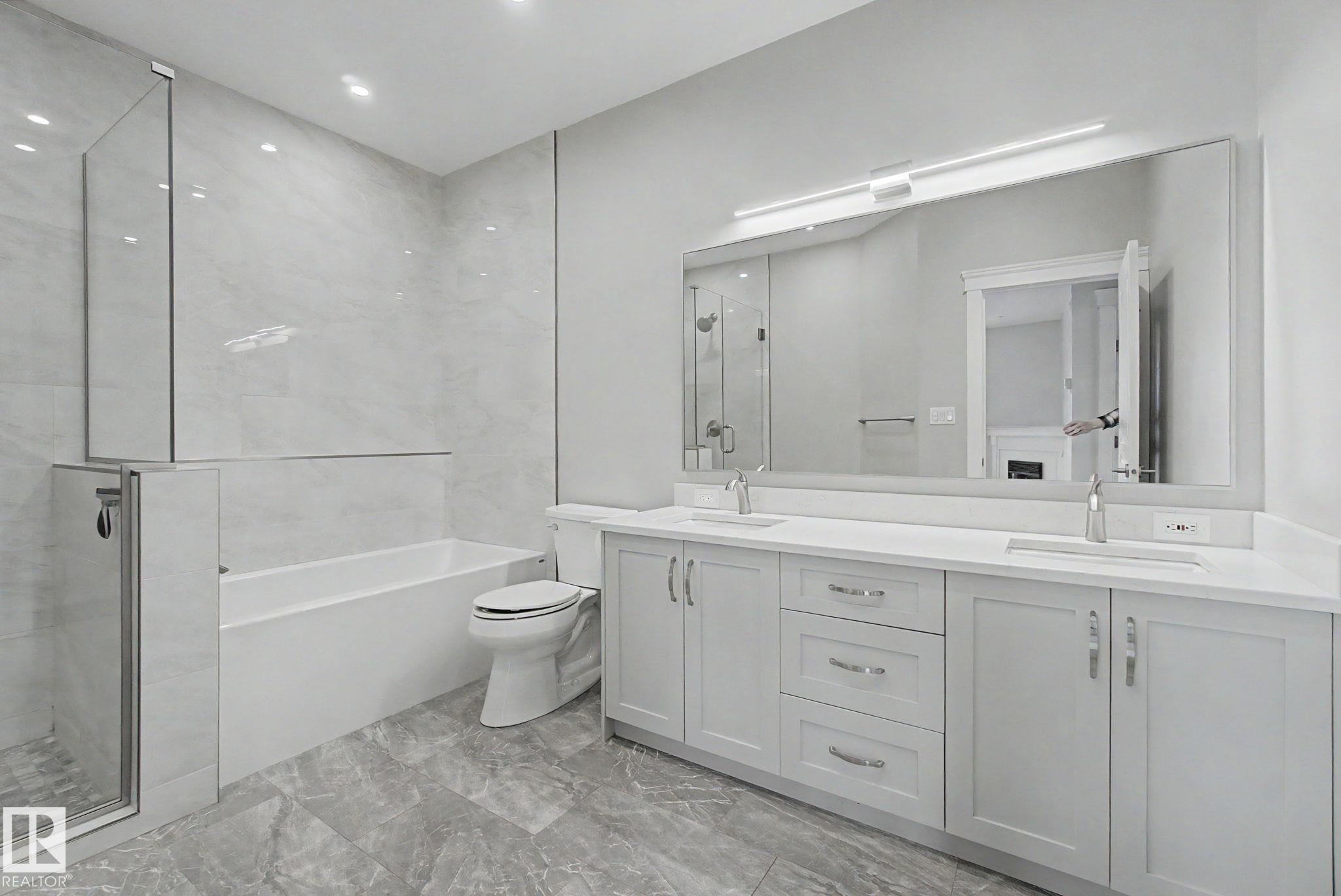 Picture for #411 10033 110 ST NW