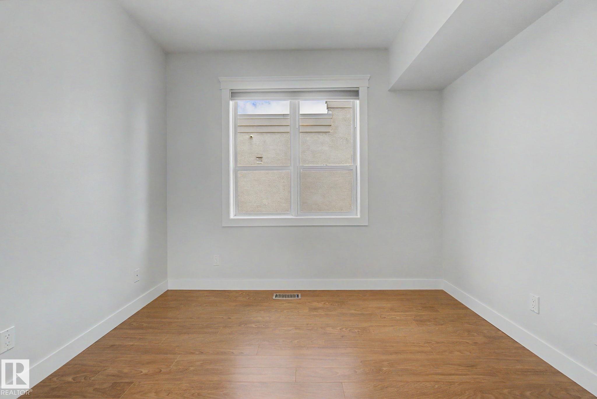 https://zimg.paragon.ice.com/ParagonImages/Property/PM/RAE/225399248/22/0/0/0c223a77484f07280d6ea9a00d9c26aa/1/e2705525b6447b5a25da69c78dd1e474/225399248-c896679d-20e6-4f32-b07e-2420fbcbaa97.JPG