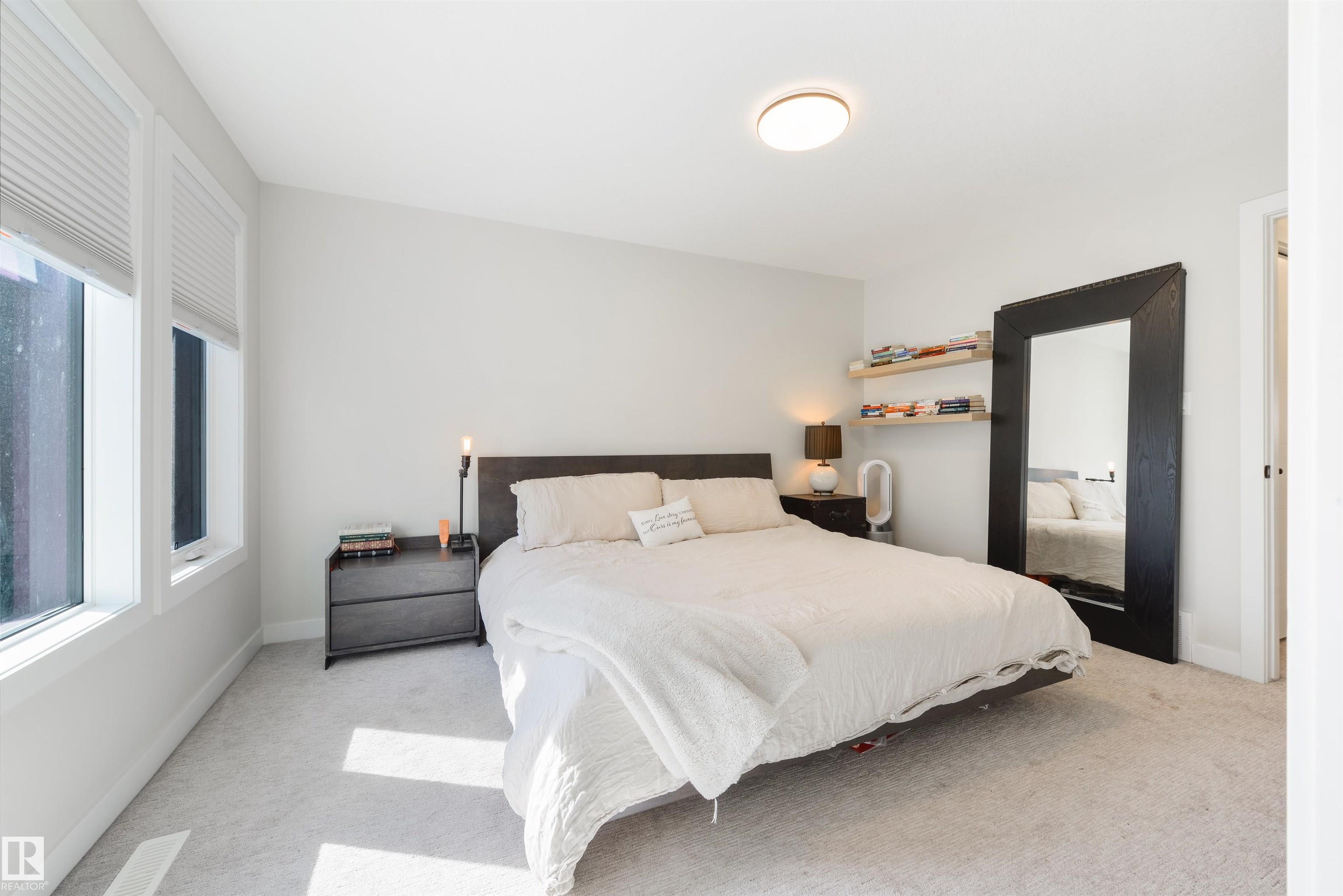 https://zimg.paragon.ice.com/ParagonImages/Property/PM/RAE/225399250/27/0/0/b92a91d04b07f1c28bc4e20dd5eef72a/1/4fa735e5080b9969a3b7d07e1c928dce/225399250-477d10a8-1918-4823-b4c9-b5ea517690ec.JPG