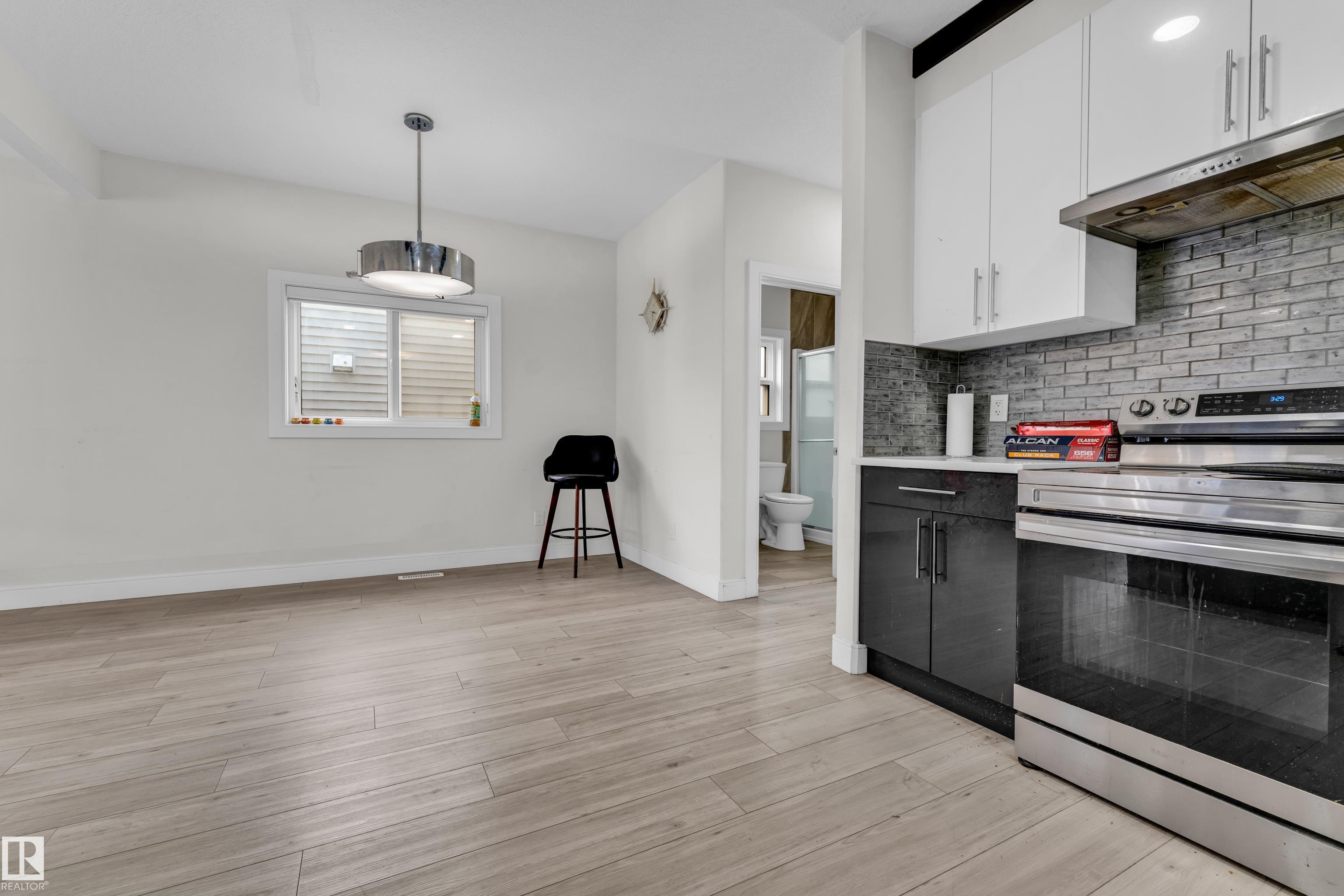 Photo 11 at 1750 25a Street NW, Laurel, Edmonton
