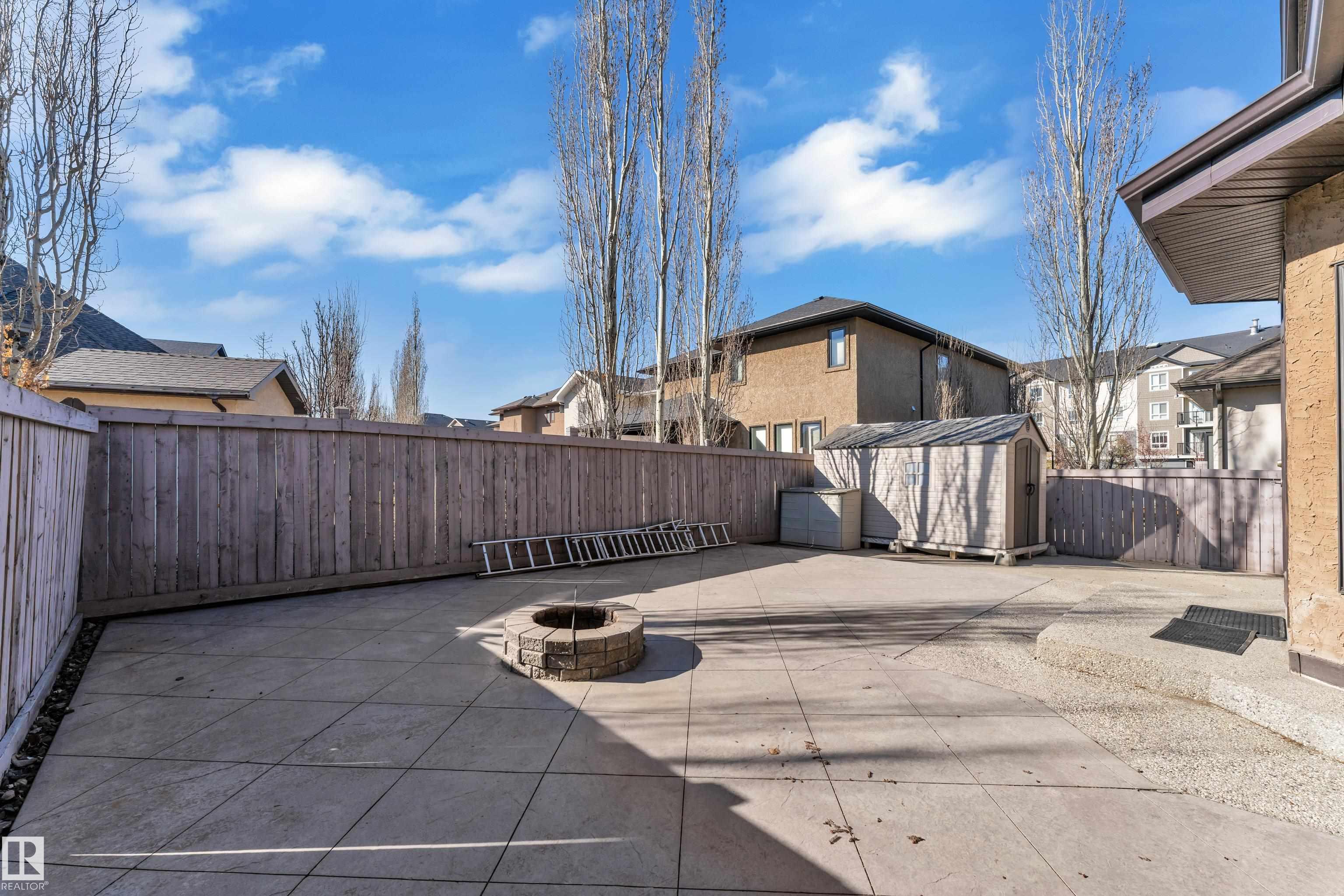 https://zimg.paragon.ice.com/ParagonImages/Property/PM/RAE/225399260/27/0/0/092f236ae6fbf829e502bcb28fd4ceea/1/78617db120918e7151613aa1fa0adb0a/225399260-75a6ad43-9fe5-4c76-ad1e-7cd02cb42056.JPG