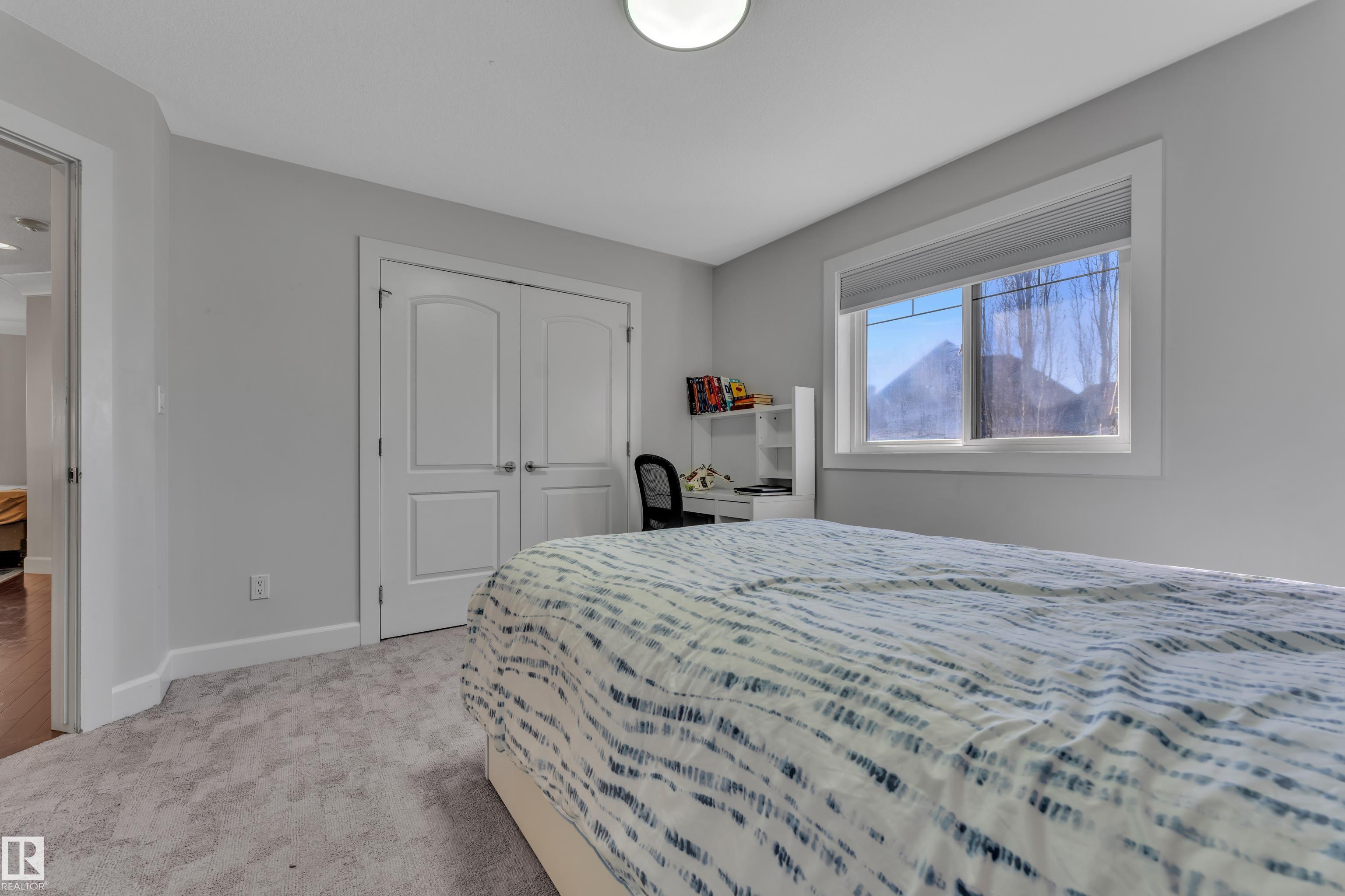 https://zimg.paragon.ice.com/ParagonImages/Property/PM/RAE/225399260/40/0/0/119d3550664bf02dabd38010f3a8c05a/1/78617db120918e7151613aa1fa0adb0a/225399260-9d51de70-d323-42eb-b585-fe66946e6226.JPG