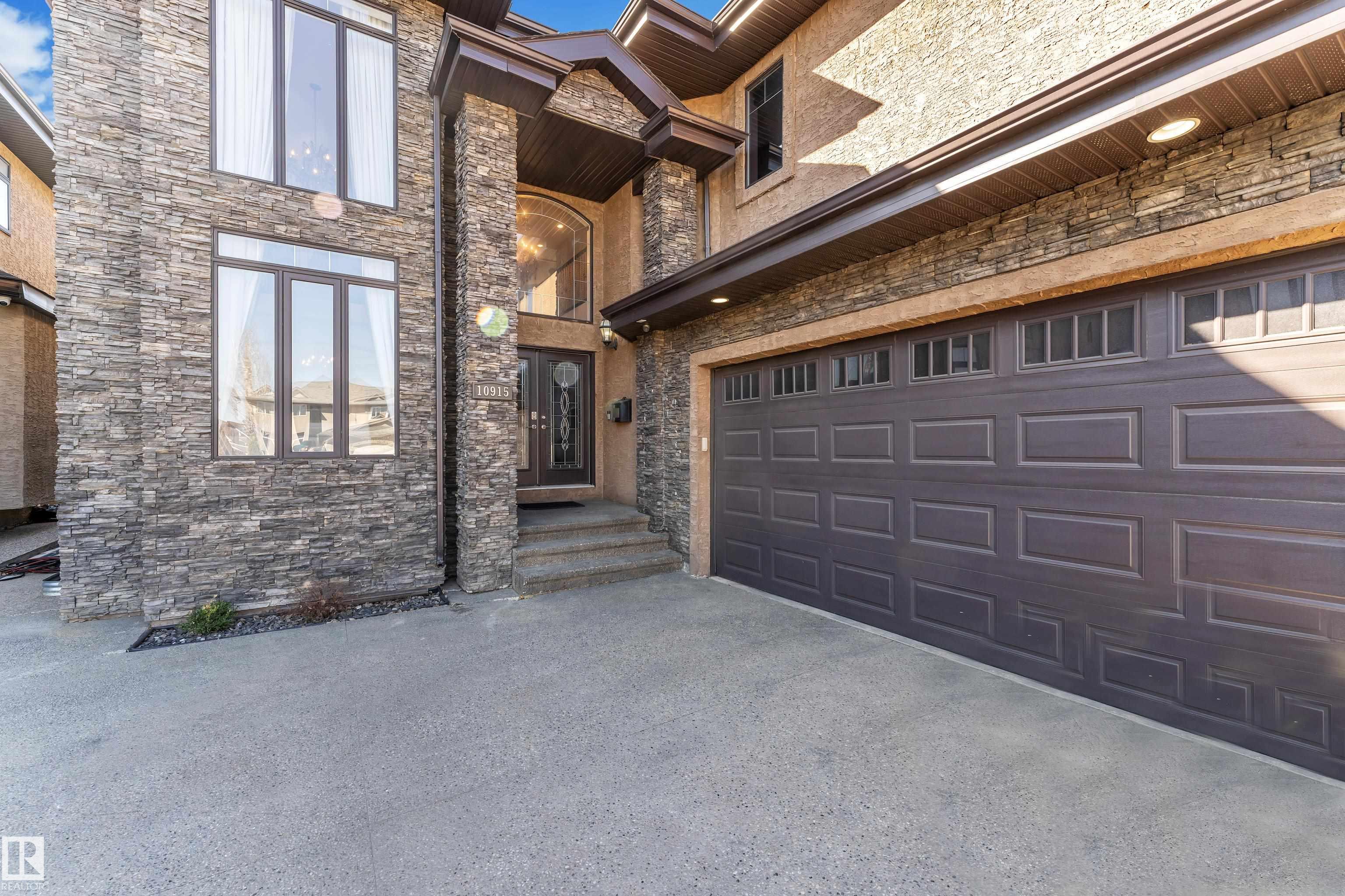 https://zimg.paragon.ice.com/ParagonImages/Property/PM/RAE/225399260/6/0/0/1ab2f6edb7202af71173fb981385e795/1/78617db120918e7151613aa1fa0adb0a/225399260-4386f57e-4bc3-4da7-9332-a825d74a7b4f.JPG