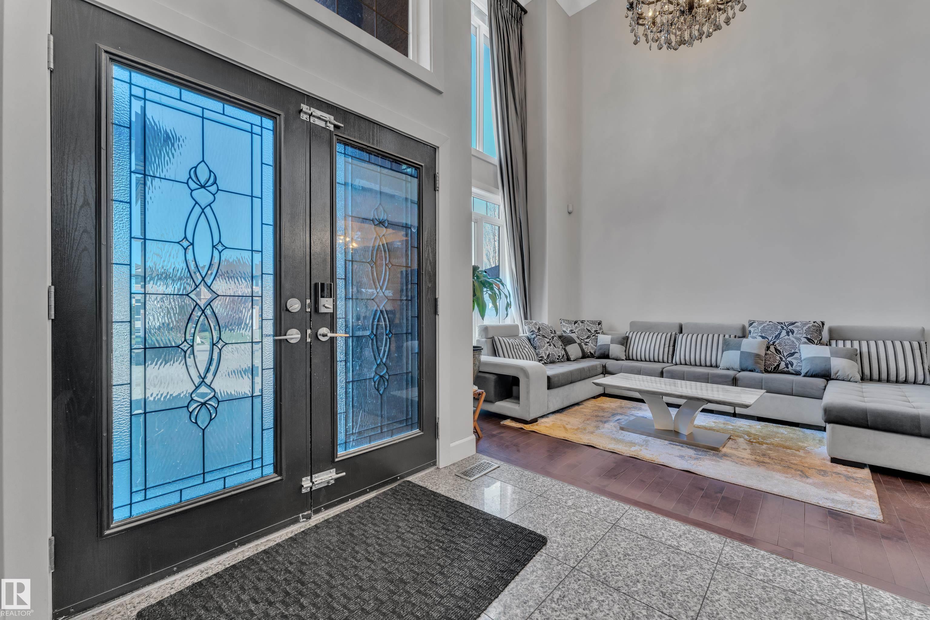 https://zimg.paragon.ice.com/ParagonImages/Property/PM/RAE/225399260/7/0/0/737e1c06e9e7960dd75a5abd88e3af59/1/78617db120918e7151613aa1fa0adb0a/225399260-cfa9b9d4-2666-4739-9cec-1f293d7674c1.JPG