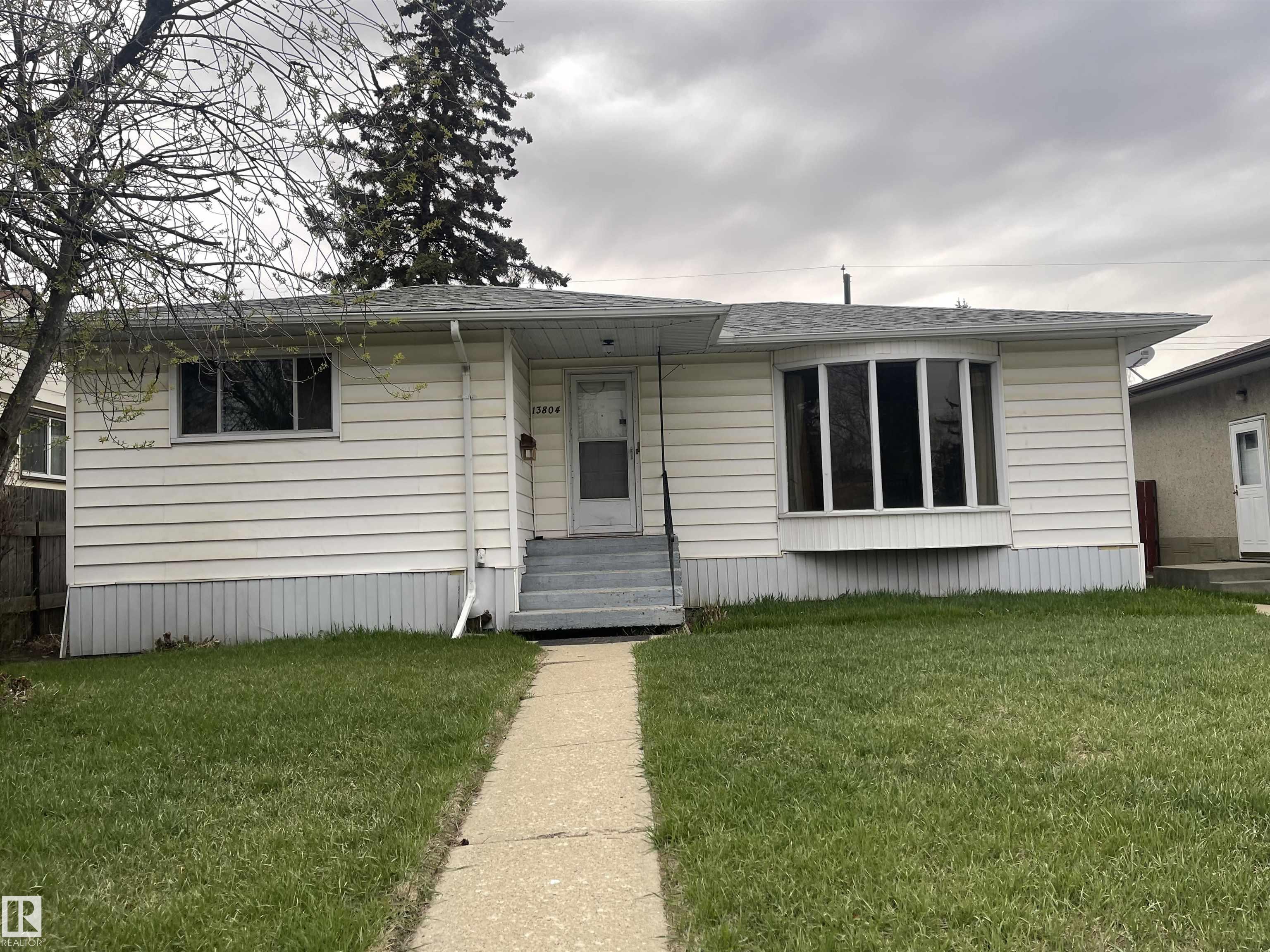13804 132 Avenue NW, Wellington, Edmonton