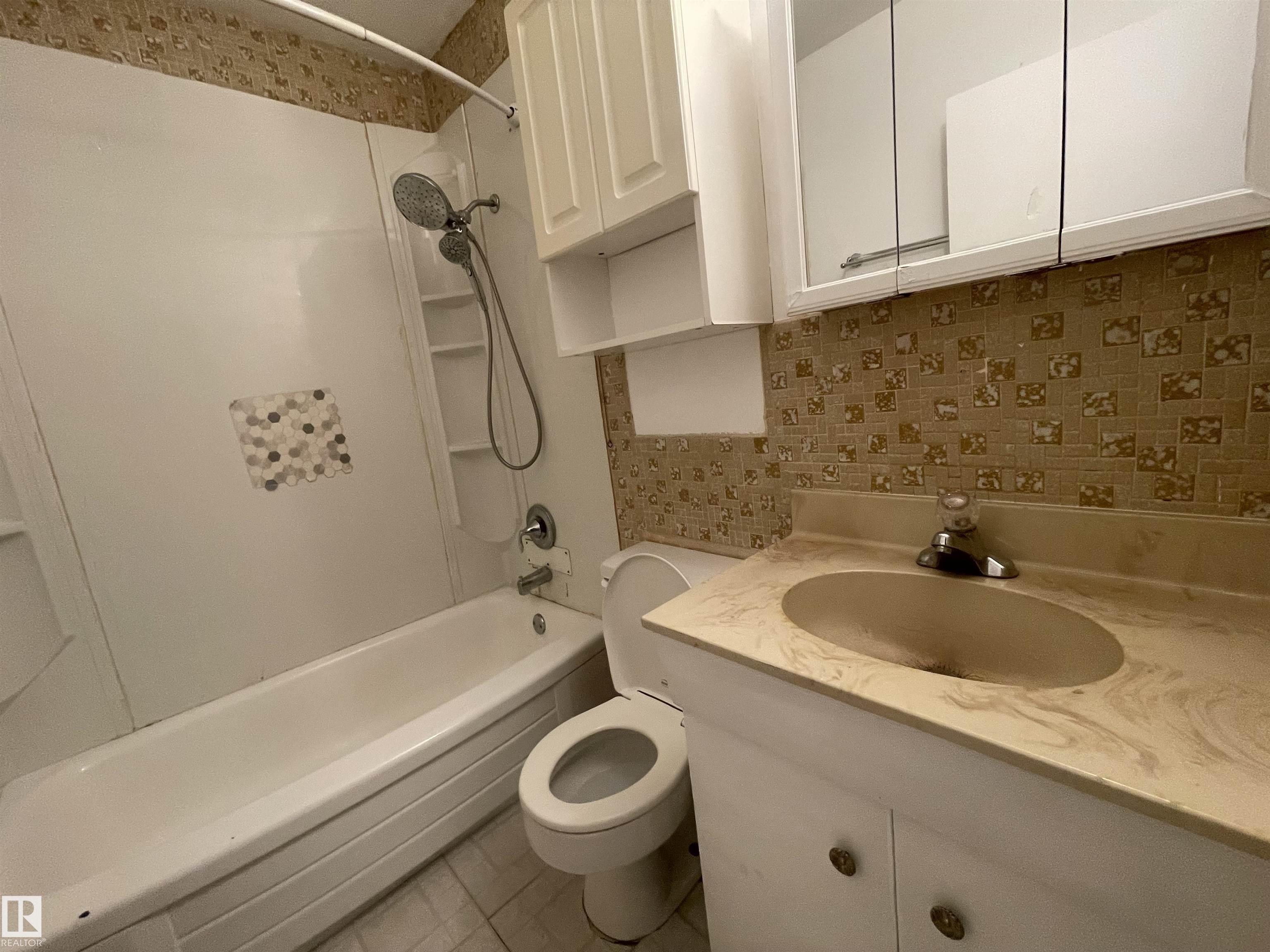 Photo 13 at 13804 132 Avenue NW, Wellington, Edmonton