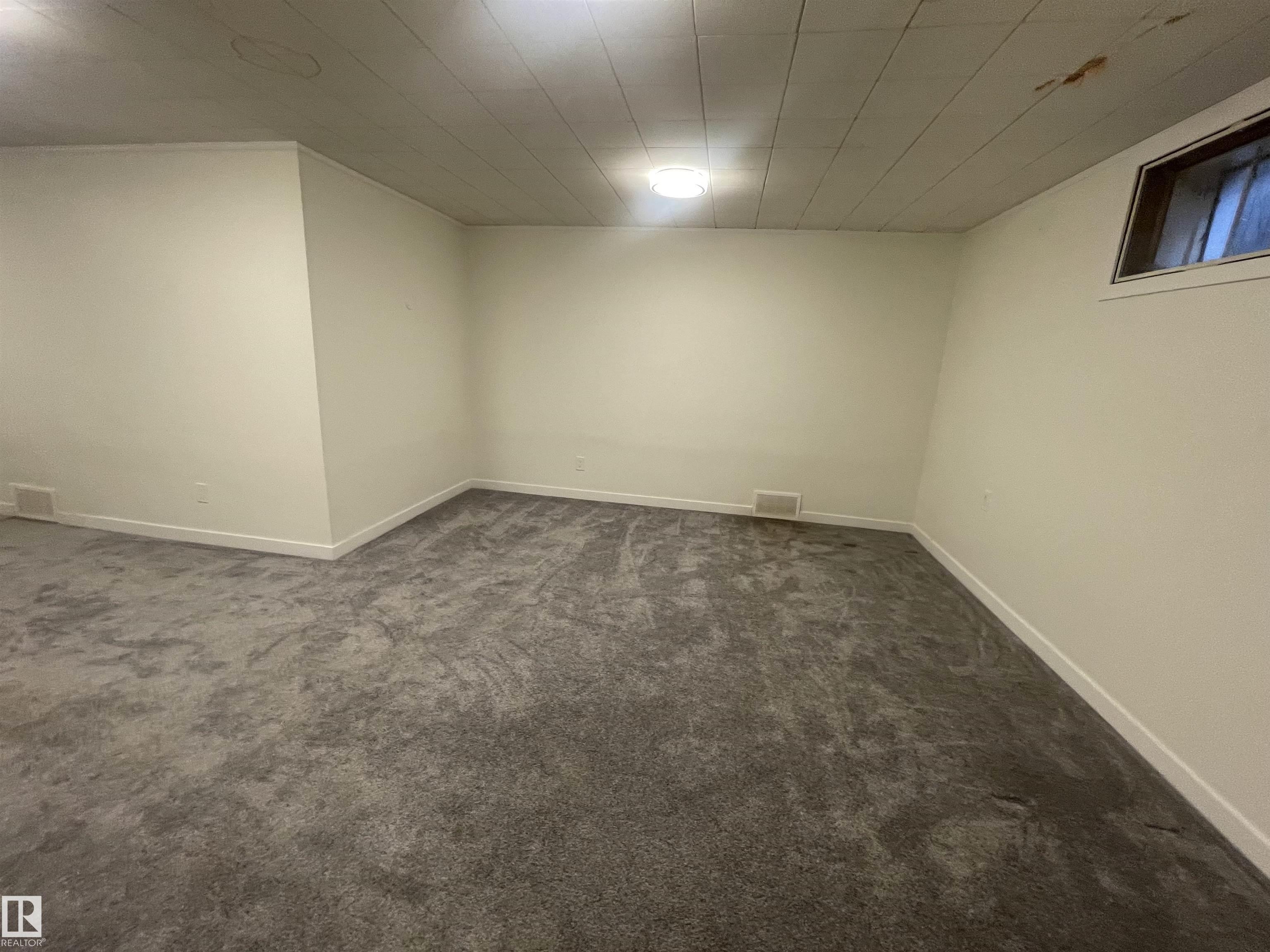 Photo 18 at 13804 132 Avenue NW, Wellington, Edmonton
