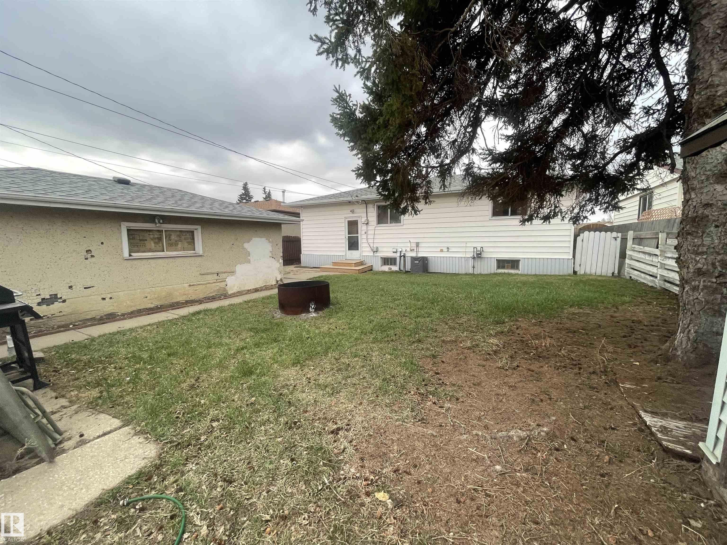 Photo 23 at 13804 132 Avenue NW, Wellington, Edmonton