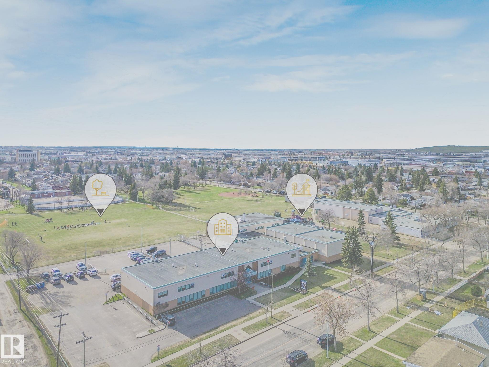 Photo 22 at 15731 109 Avenue NW, Mayfield, Edmonton