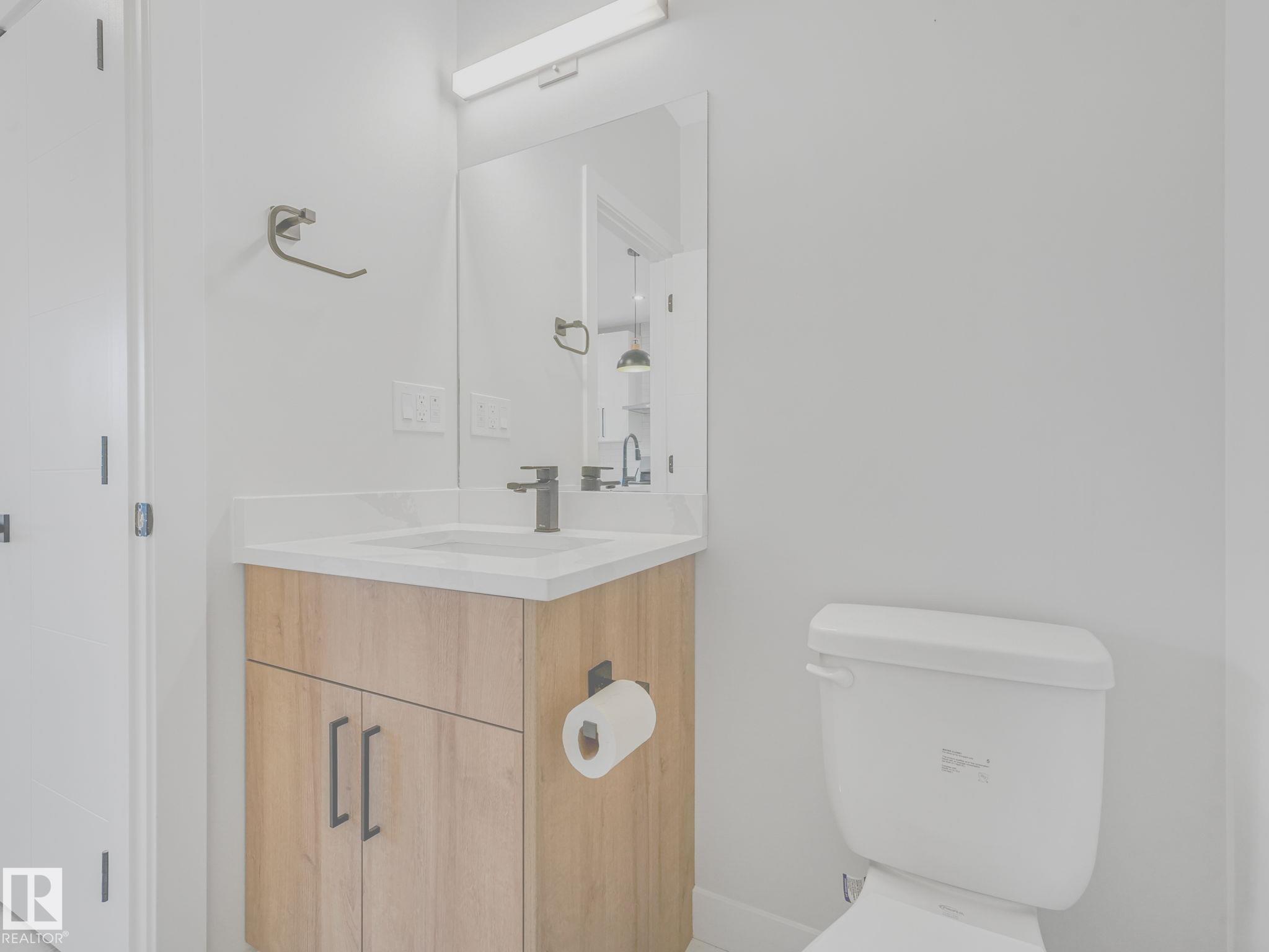 Photo 34 at 15731 109 Avenue NW, Mayfield, Edmonton