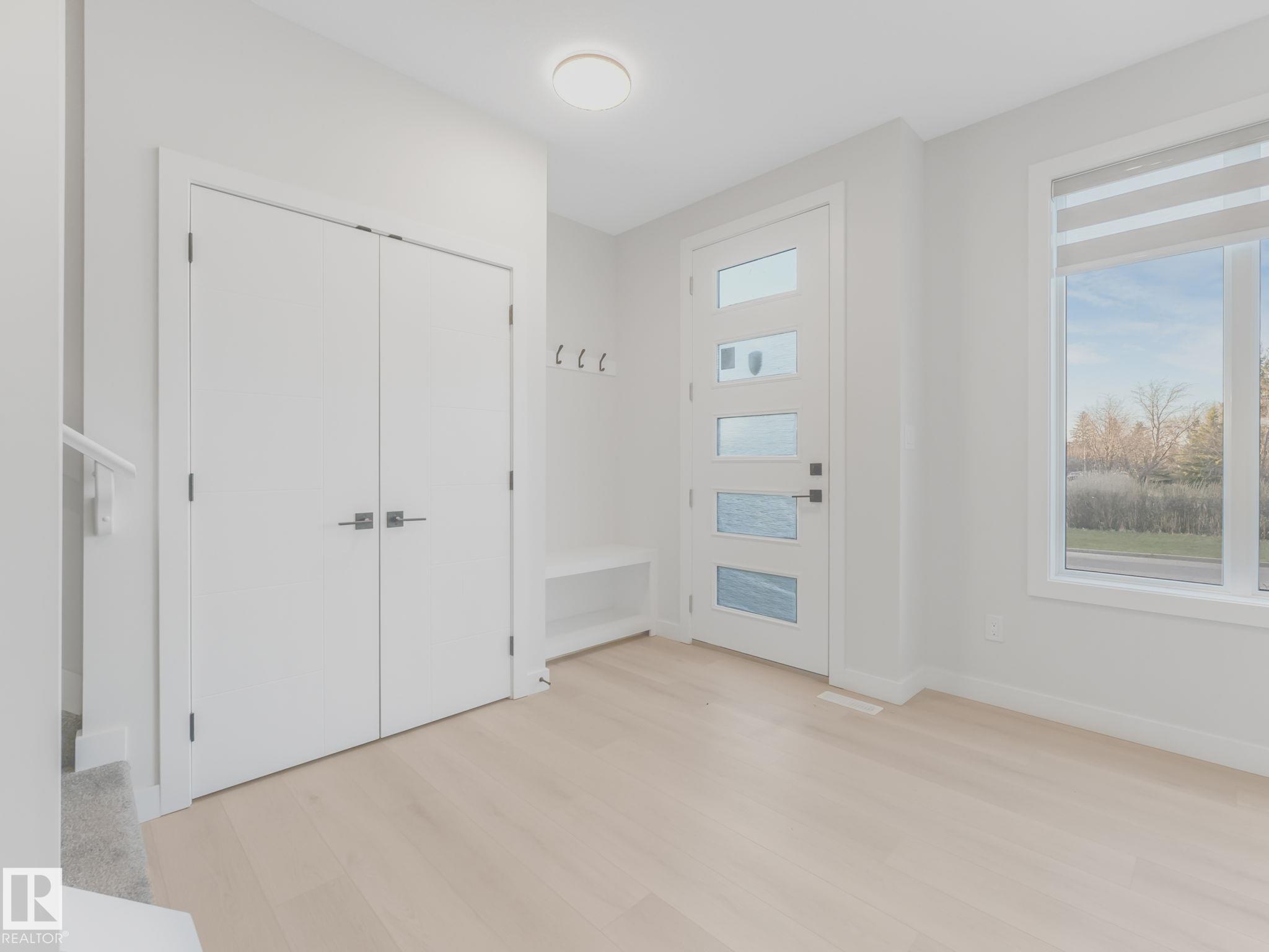 Photo 36 at 15731 109 Avenue NW, Mayfield, Edmonton