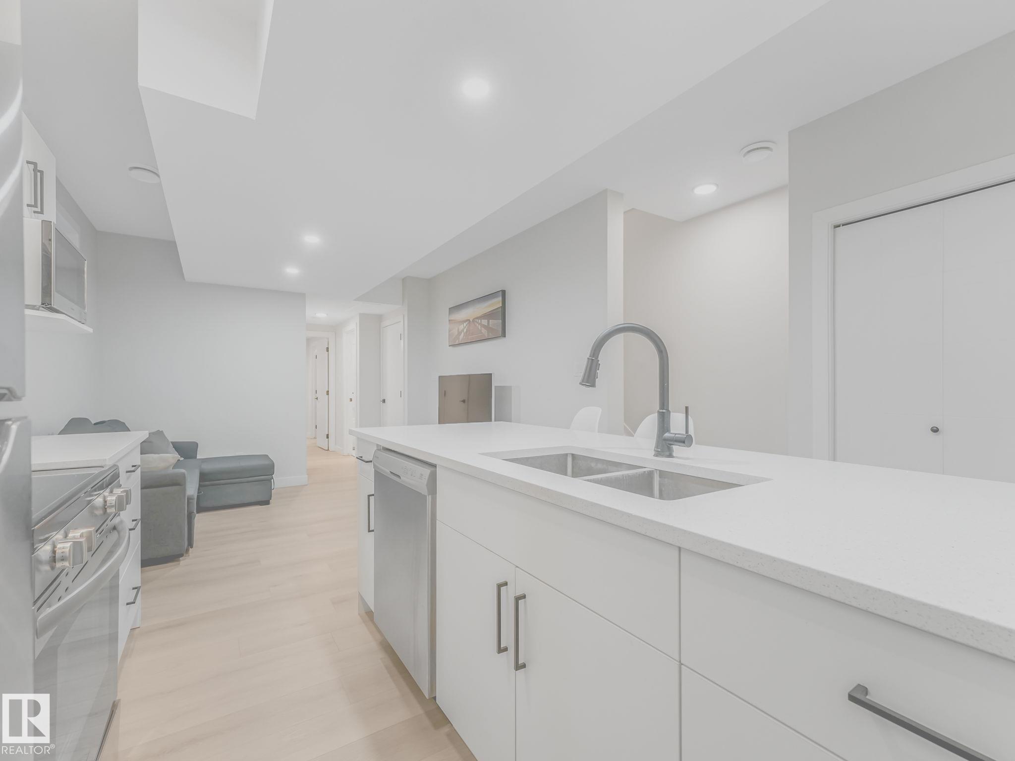 Photo 66 at 15731 109 Avenue NW, Mayfield, Edmonton