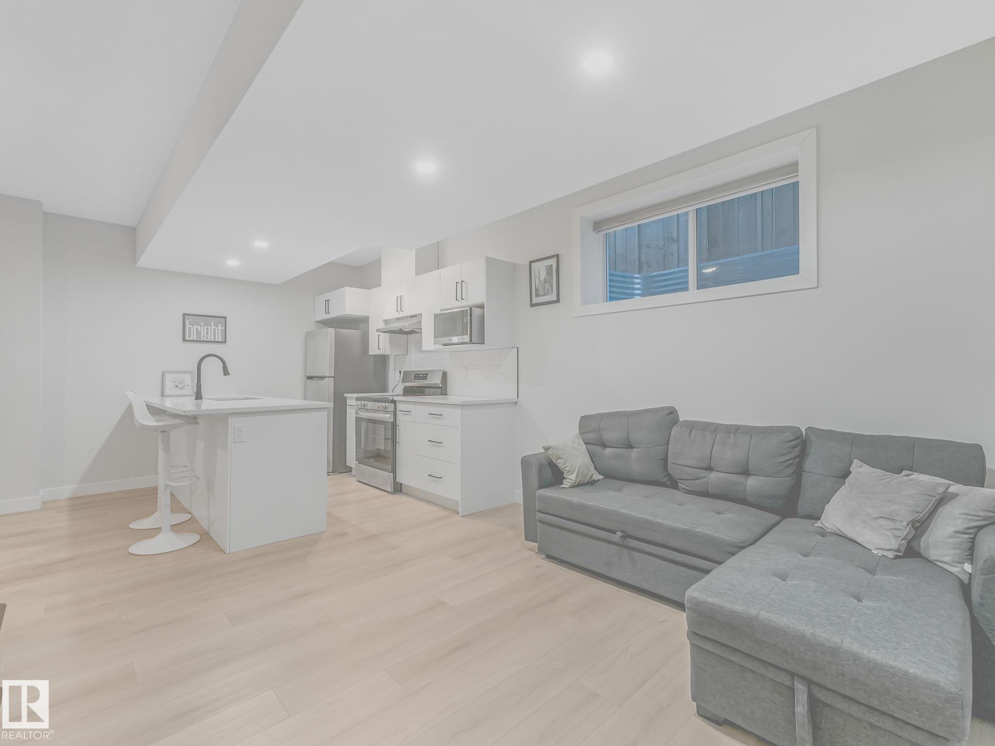 Photo 68 at 15731 109 Avenue NW, Mayfield, Edmonton