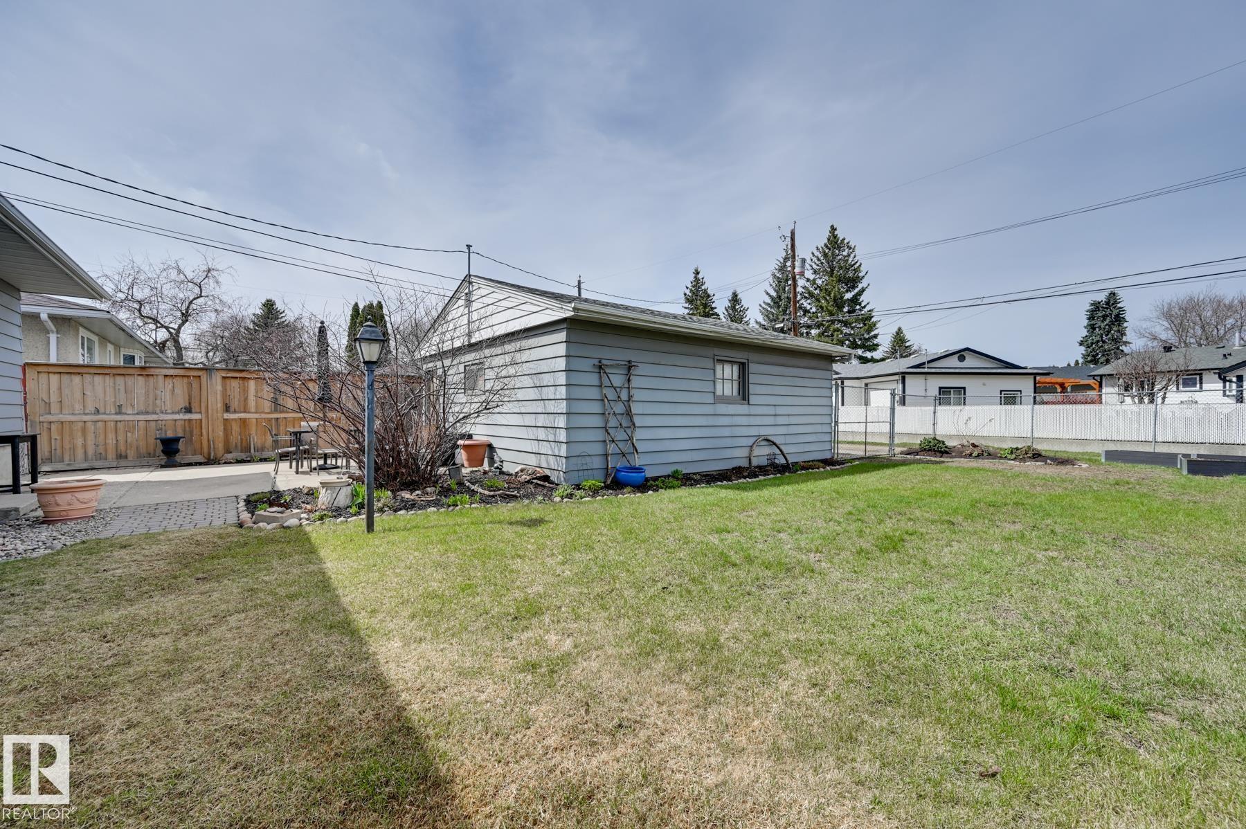 Photo 34 at 14552 107a Avenue NW, McQueen, Edmonton