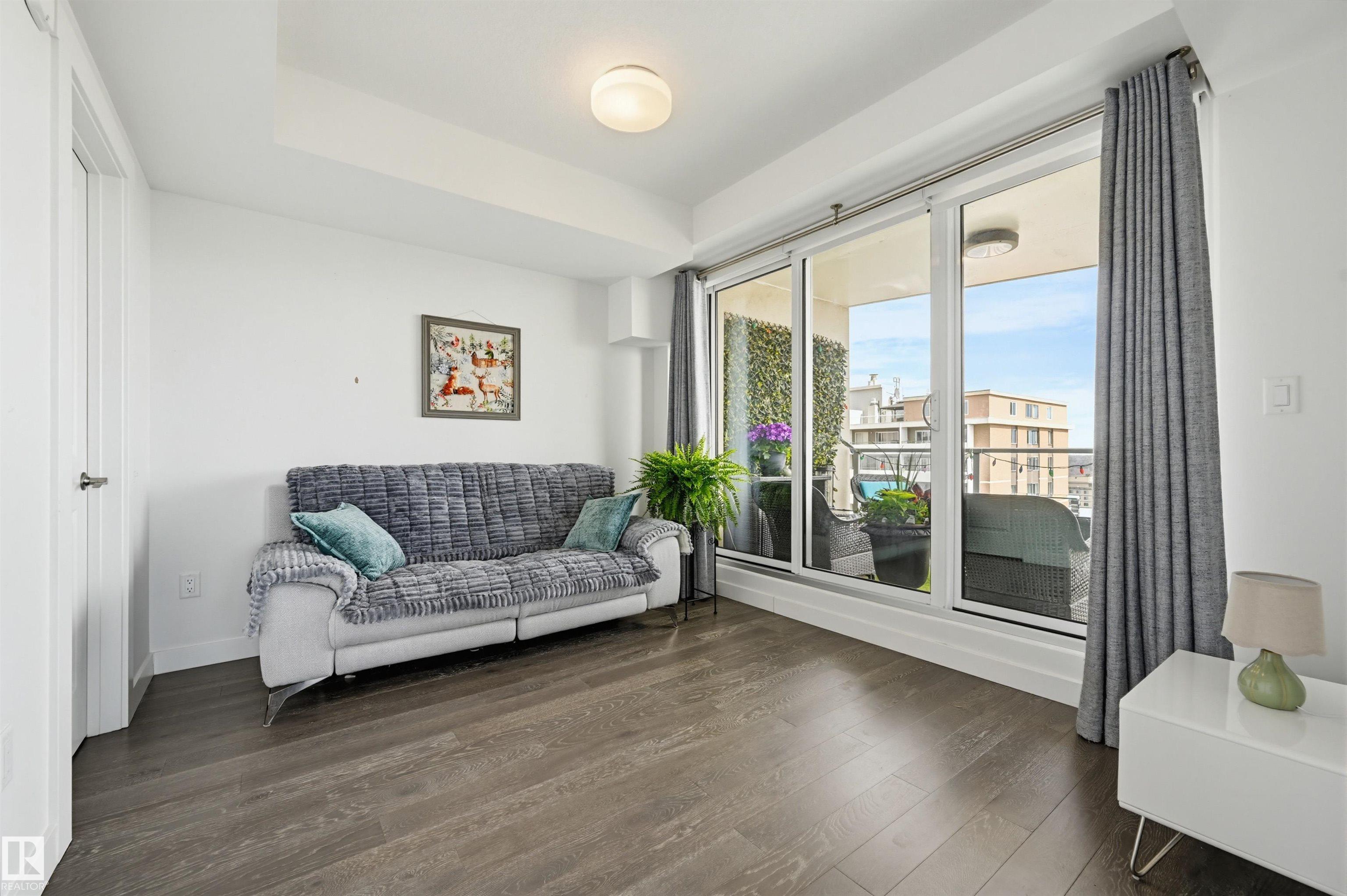 https://zimg.paragon.ice.com/ParagonImages/Property/PM/RAE/225399281/19/0/0/8f6e08aa89a3c9e055e25a0872601850/1/86d3667eadacc1560d924cc7b3f803ff/225399281-31238b4a-1975-446f-b25c-61735ff6f2dd.JPG