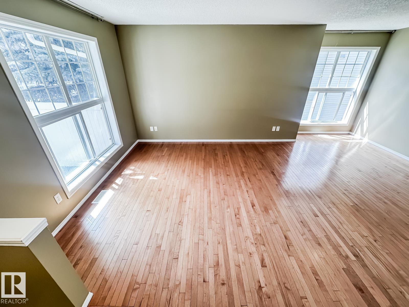 https://zimg.paragon.ice.com/ParagonImages/Property/PM/RAE/225399282/10/0/0/2440198b46701740b204d186c250ceaf/1/f14ef88badddd0671268d5e59a6d2552/225399282-62c70a13-36b2-4320-97f5-293a4b4945fc.JPG