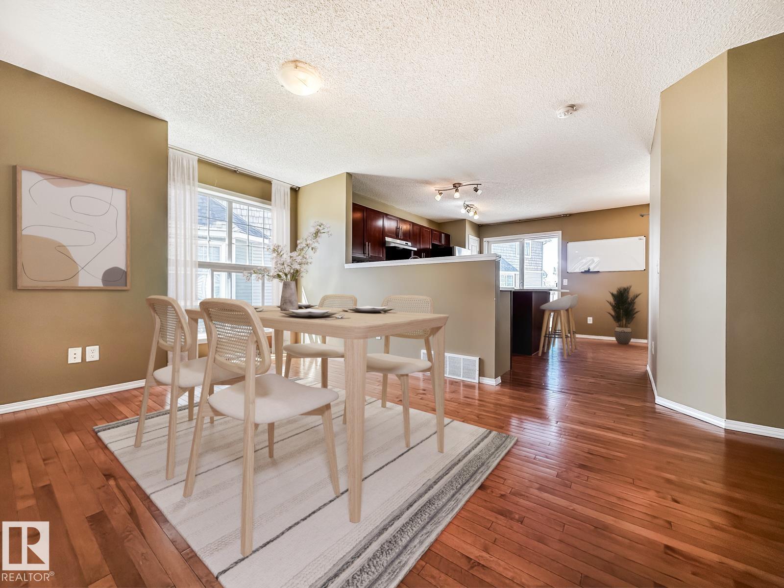 https://zimg.paragon.ice.com/ParagonImages/Property/PM/RAE/225399282/16/0/0/95fd1aae4535873a07cd5ee81f7fe5ff/1/f14ef88badddd0671268d5e59a6d2552/225399282-8aa7afba-59e8-4e50-be3f-0781b73e0b54.JPG