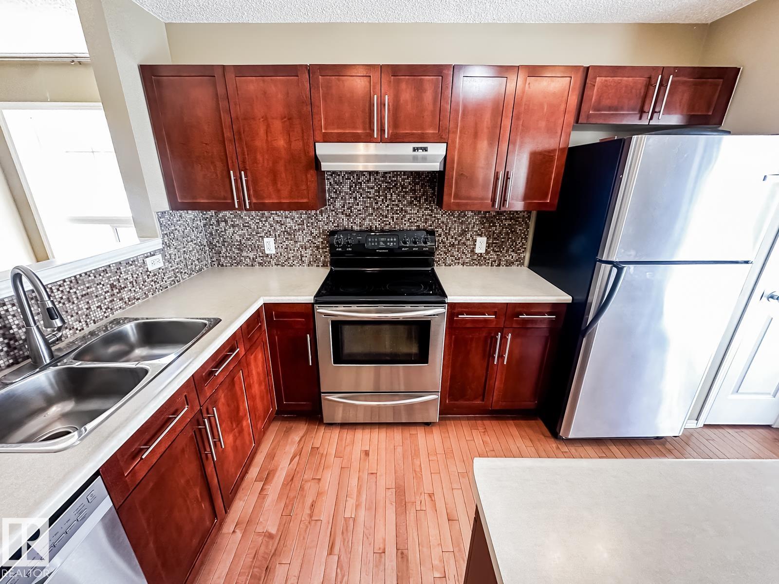 https://zimg.paragon.ice.com/ParagonImages/Property/PM/RAE/225399282/23/0/0/caebd2f0a72a9f5ebbce0d501d6baa65/1/f14ef88badddd0671268d5e59a6d2552/225399282-a5cf15fb-a951-4a66-8be9-384bd8556c0f.JPG