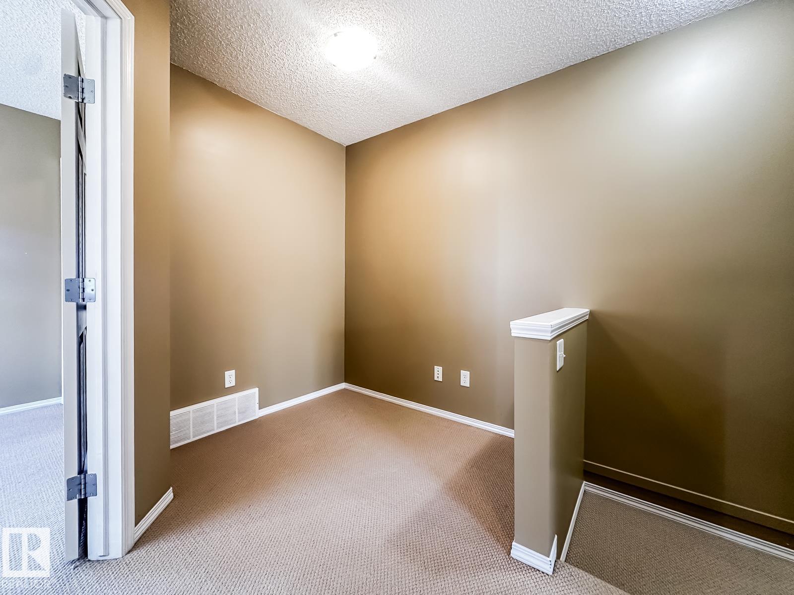https://zimg.paragon.ice.com/ParagonImages/Property/PM/RAE/225399282/29/0/0/ad9837a10a437795af42fa2e64bd35e5/1/f14ef88badddd0671268d5e59a6d2552/225399282-12ef4ccd-ce51-4fb4-8e9c-a67d9ffa5faf.JPG