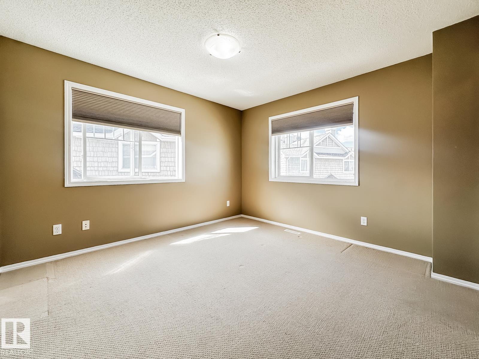 https://zimg.paragon.ice.com/ParagonImages/Property/PM/RAE/225399282/32/0/0/6692d240e356f3d24a7577ec1767c954/1/f14ef88badddd0671268d5e59a6d2552/225399282-c0a88437-7f29-40dc-9a8b-2286d45e854d.JPG