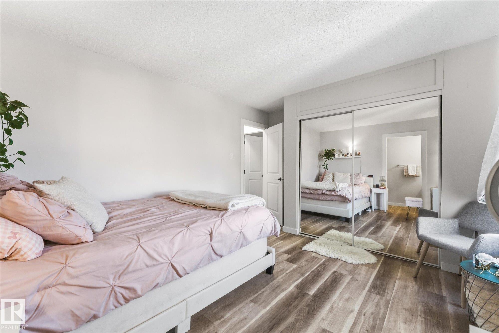 https://zimg.paragon.ice.com/ParagonImages/Property/PM/RAE/225399301/15/0/0/a0e9534f267ae811d4a015dd34518d5b/1/7e3c9250f59bfb9b2afdd70b477b45ab/225399301-c47df86a-bcfd-4170-a282-b39fd20872e7.JPG