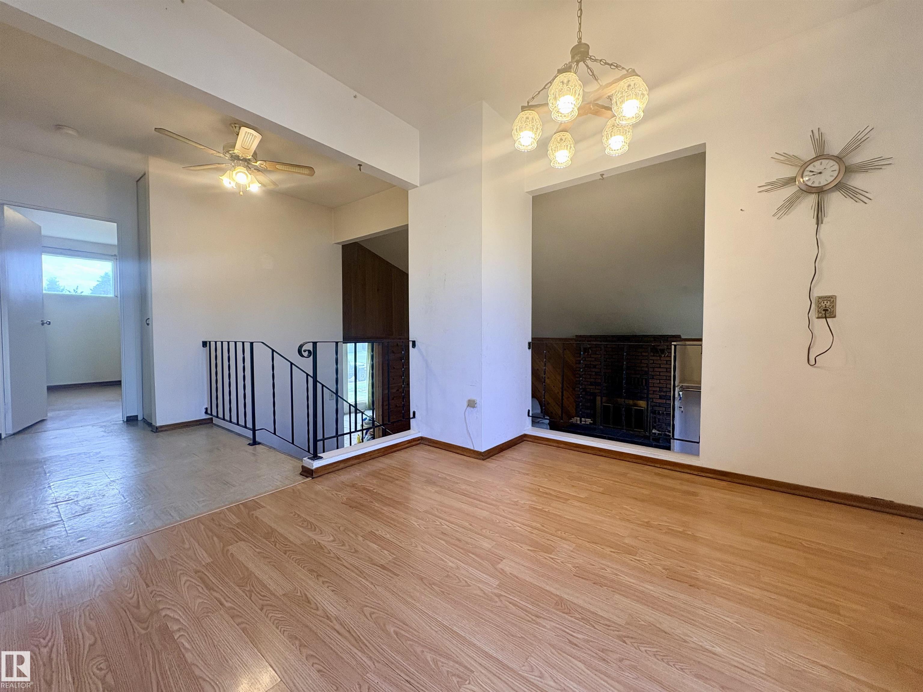 Photo 18 at 16321 109a Avenue NW, Mayfield, Edmonton