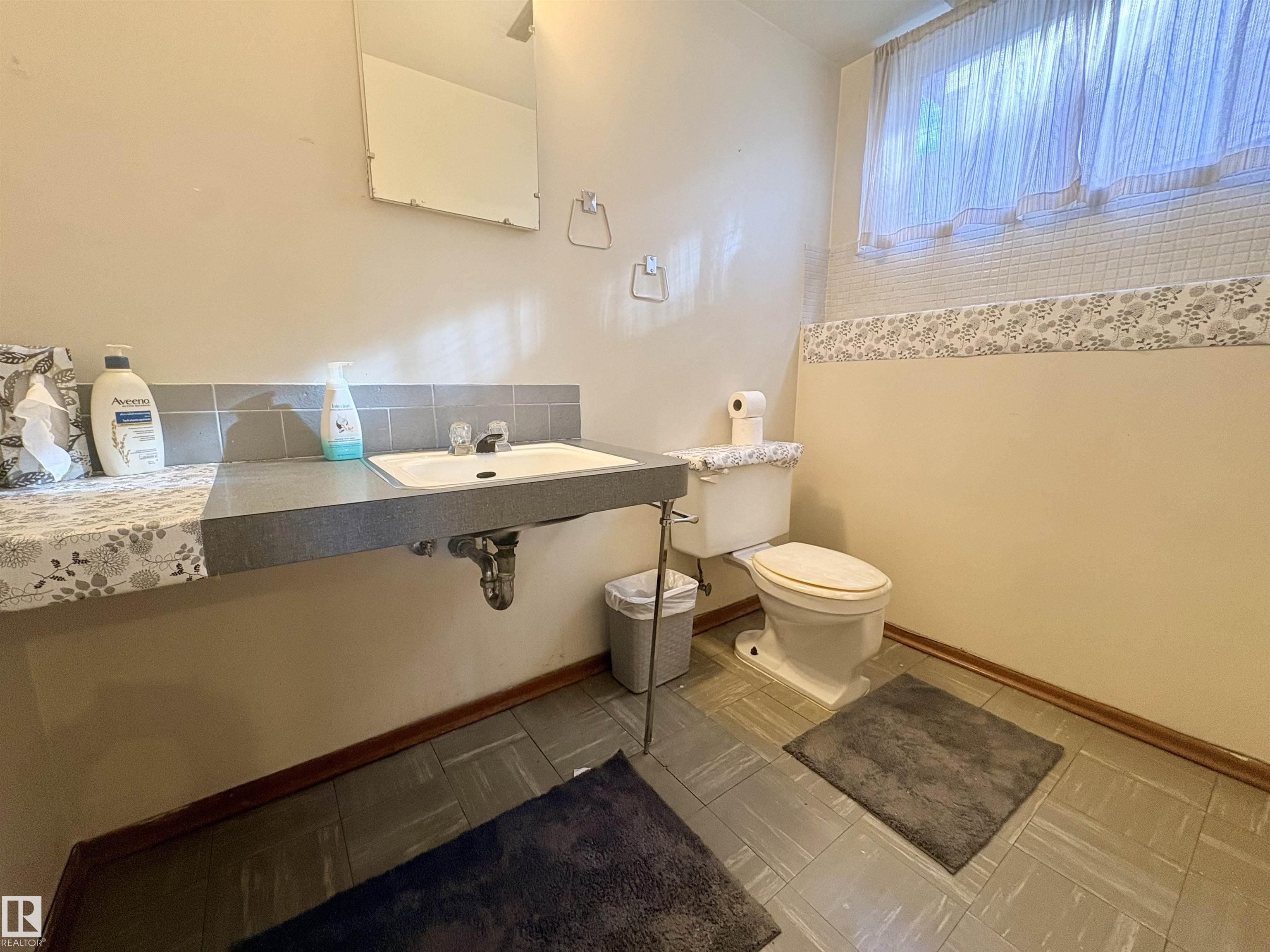 Photo 44 at 16321 109a Avenue NW, Mayfield, Edmonton