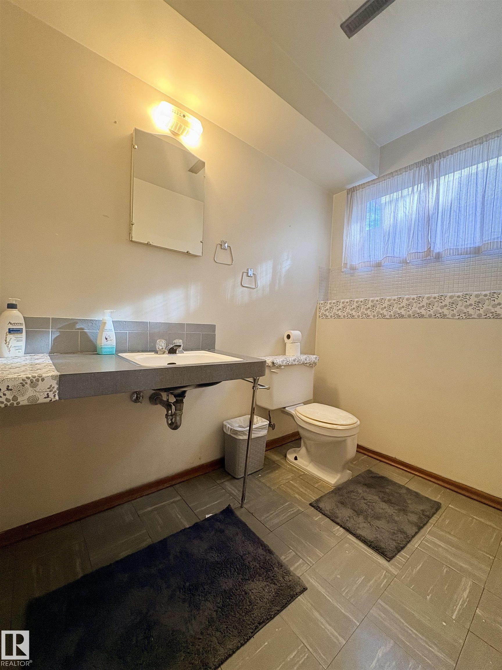 Photo 45 at 16321 109a Avenue NW, Mayfield, Edmonton
