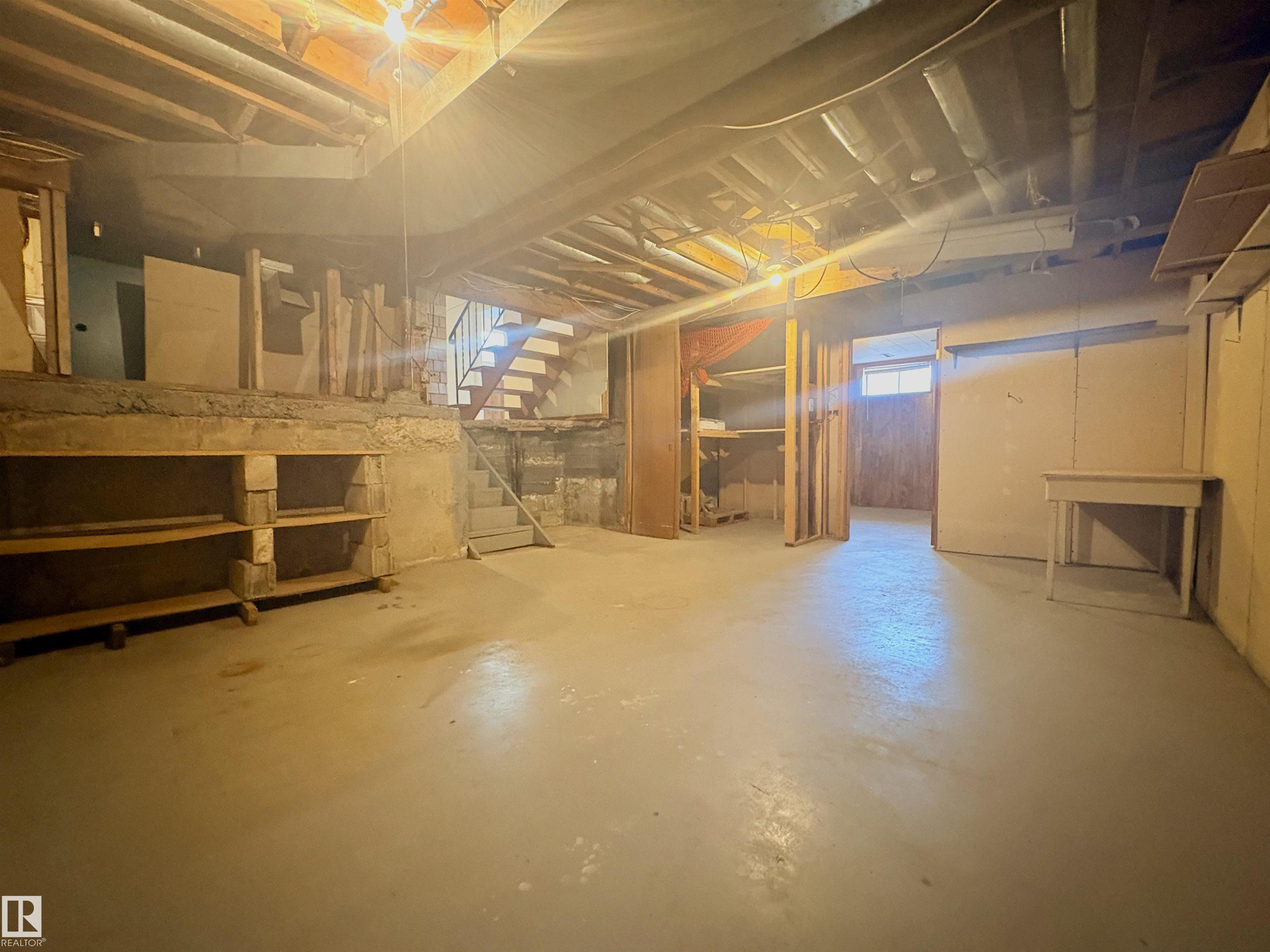 Photo 48 at 16321 109a Avenue NW, Mayfield, Edmonton