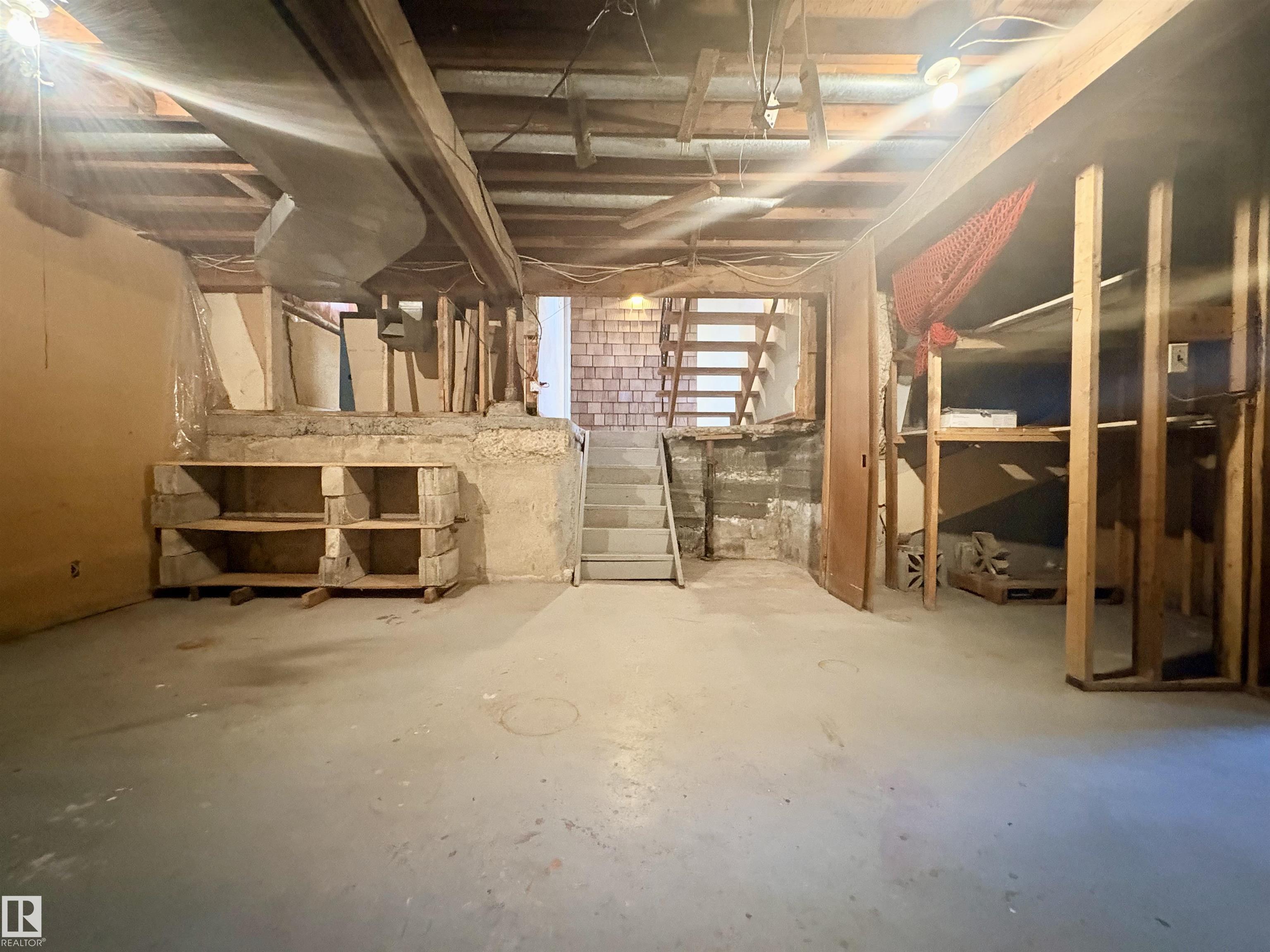 Photo 52 at 16321 109a Avenue NW, Mayfield, Edmonton
