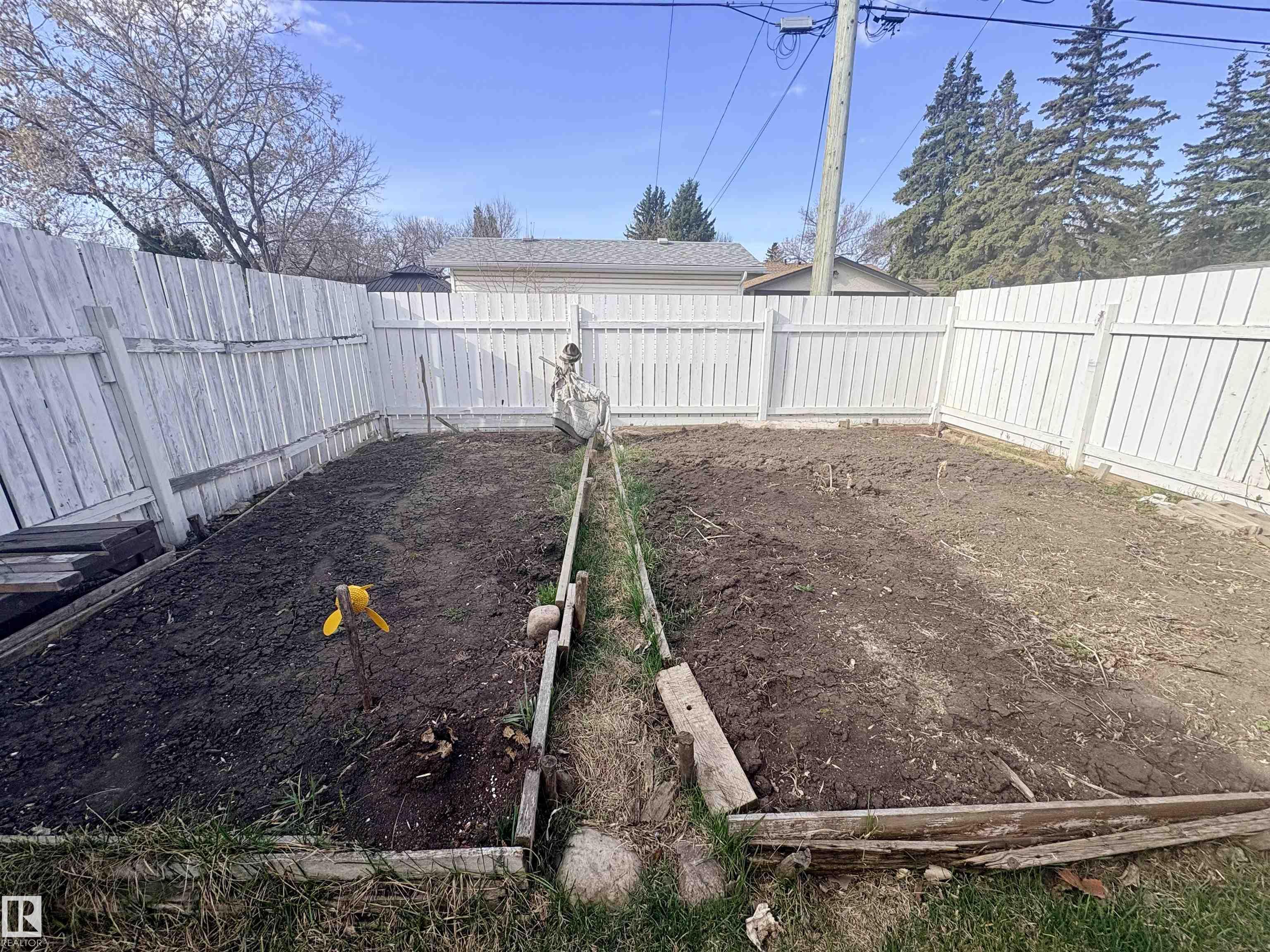 Photo 55 at 16321 109a Avenue NW, Mayfield, Edmonton