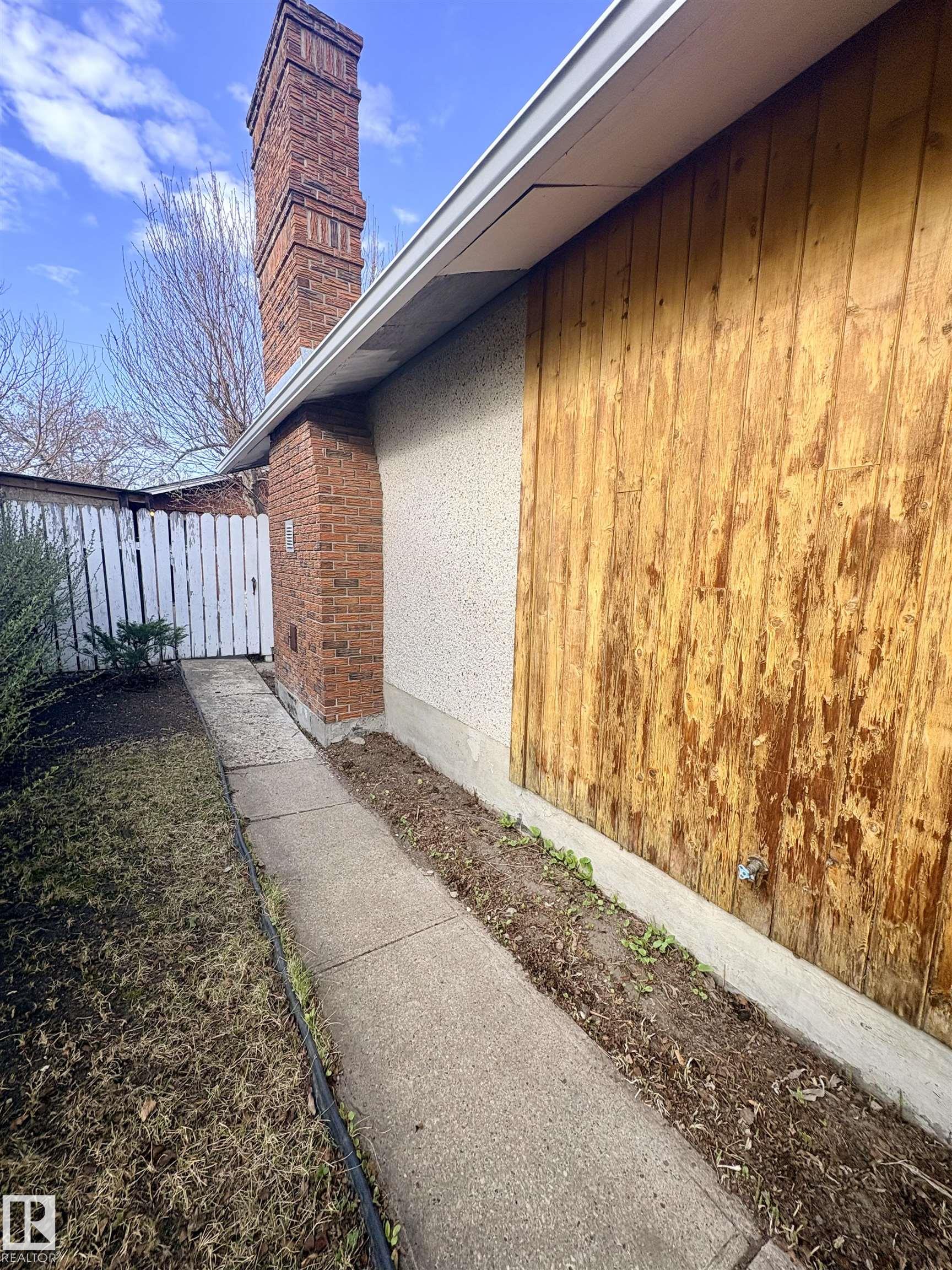 Photo 65 at 16321 109a Avenue NW, Mayfield, Edmonton