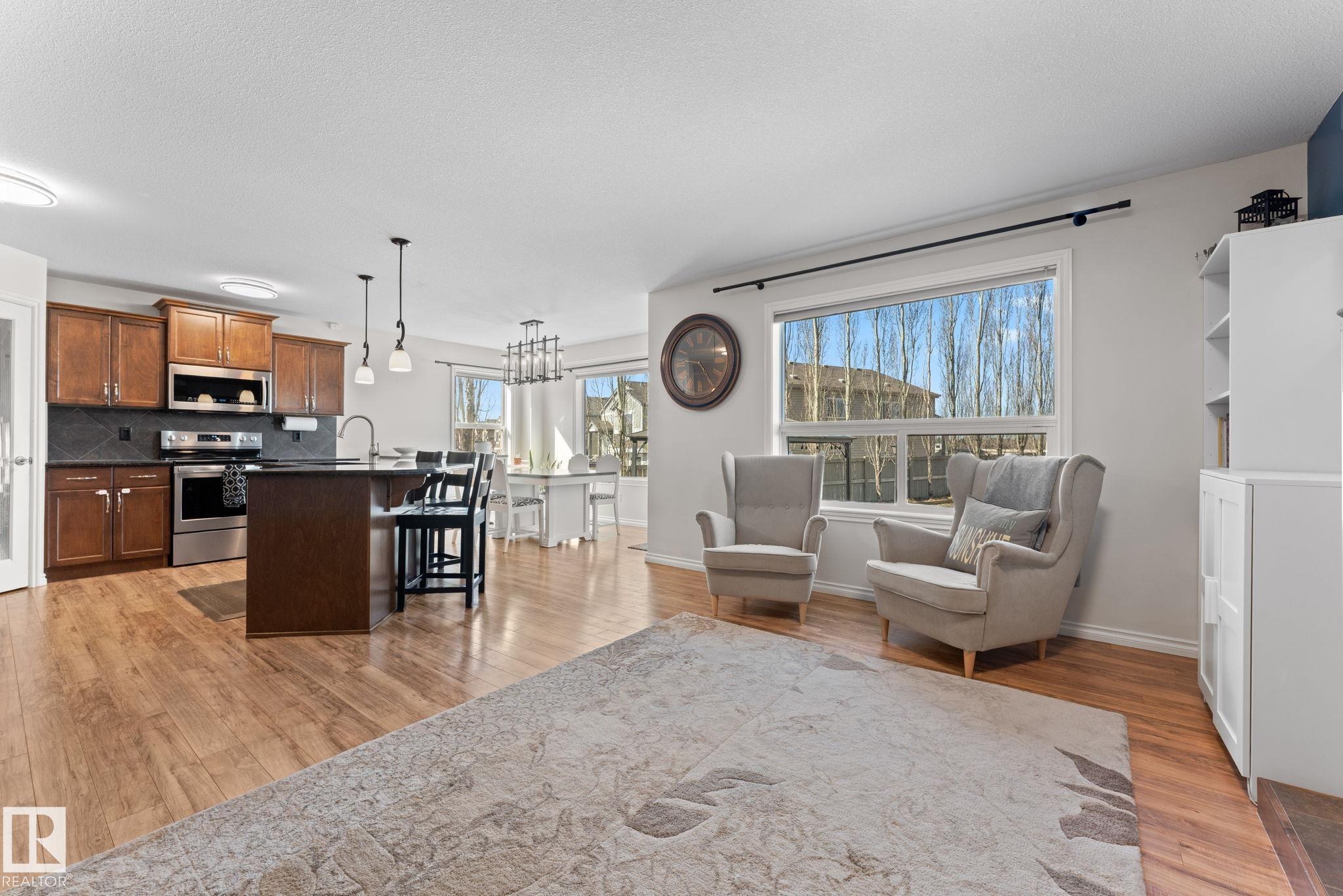 Photo 11 at 132 Selkirk Place, Suntree, Leduc
