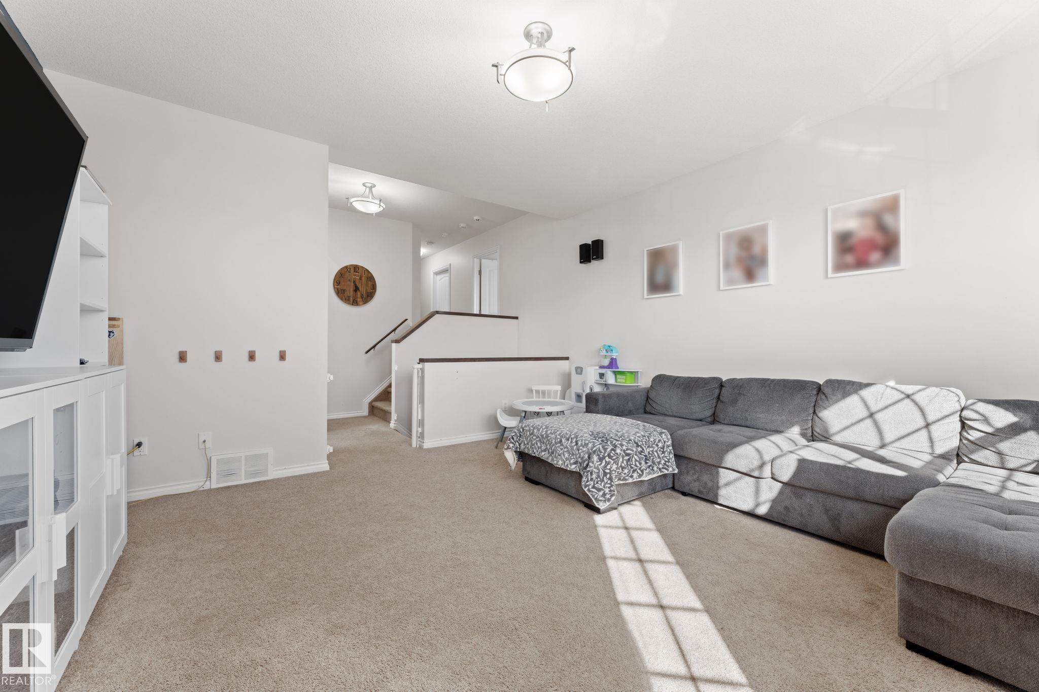 Photo 23 at 132 Selkirk Place, Suntree, Leduc