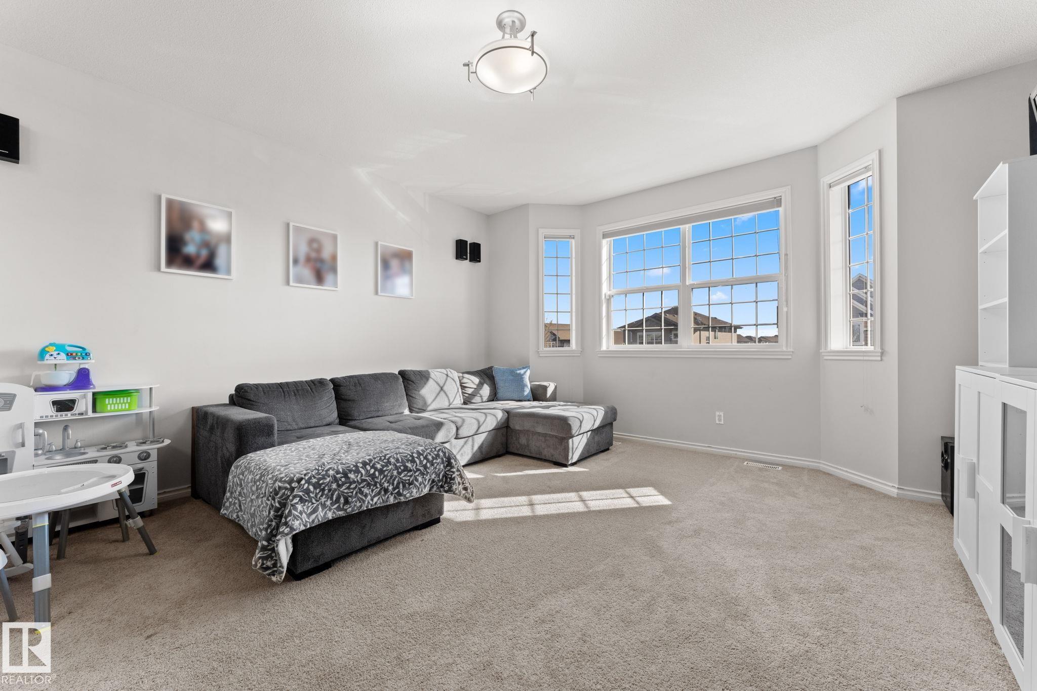 Photo 24 at 132 Selkirk Place, Suntree, Leduc