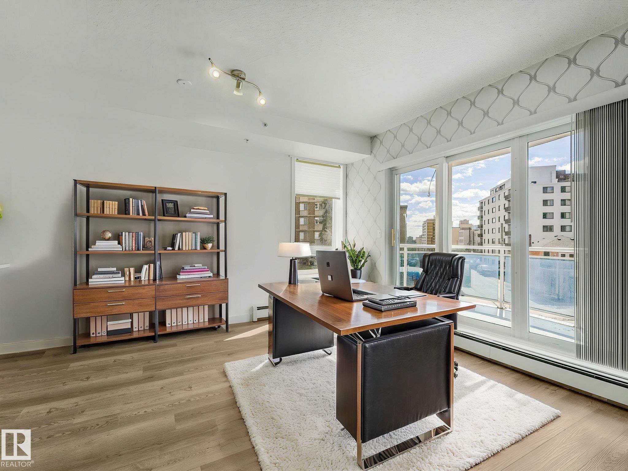 https://zimg.paragon.ice.com/ParagonImages/Property/PM/RAE/225399323/24/0/0/8d344cca4b8d55c09f5aa07afe4b13d5/1/019ff0f505c4003630acf613fb8dd221/225399323-d45b6a9a-9aff-461d-8bc8-b622e197f434.JPG