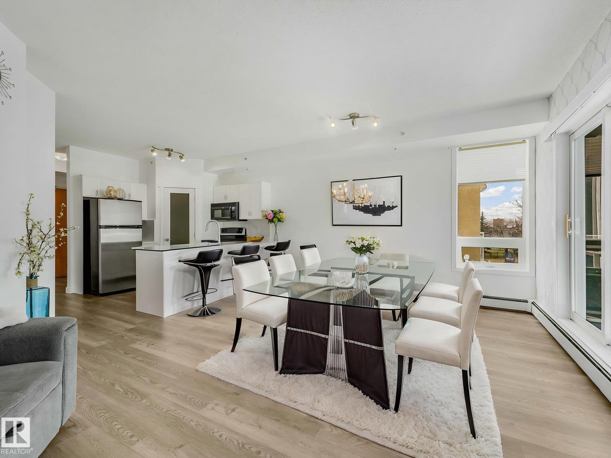 Picture for #305 10504 99 AV NW