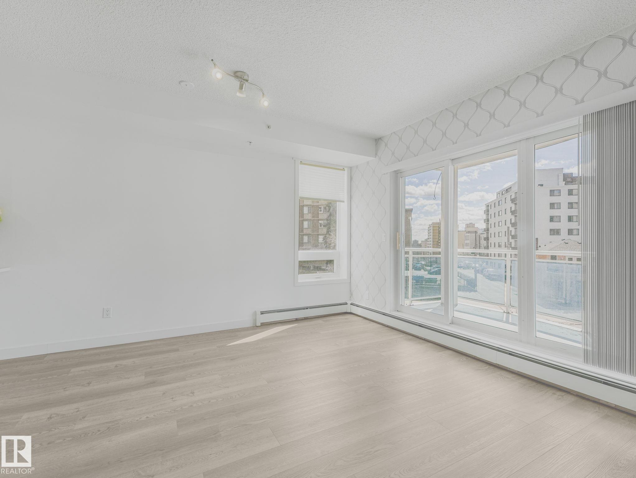 https://zimg.paragon.ice.com/ParagonImages/Property/PM/RAE/225399323/41/0/0/1c6c3892a4eedd6591e2928c15af5920/1/019ff0f505c4003630acf613fb8dd221/225399323-329856d5-7536-4847-99a5-b3bd5b4a6247.JPG