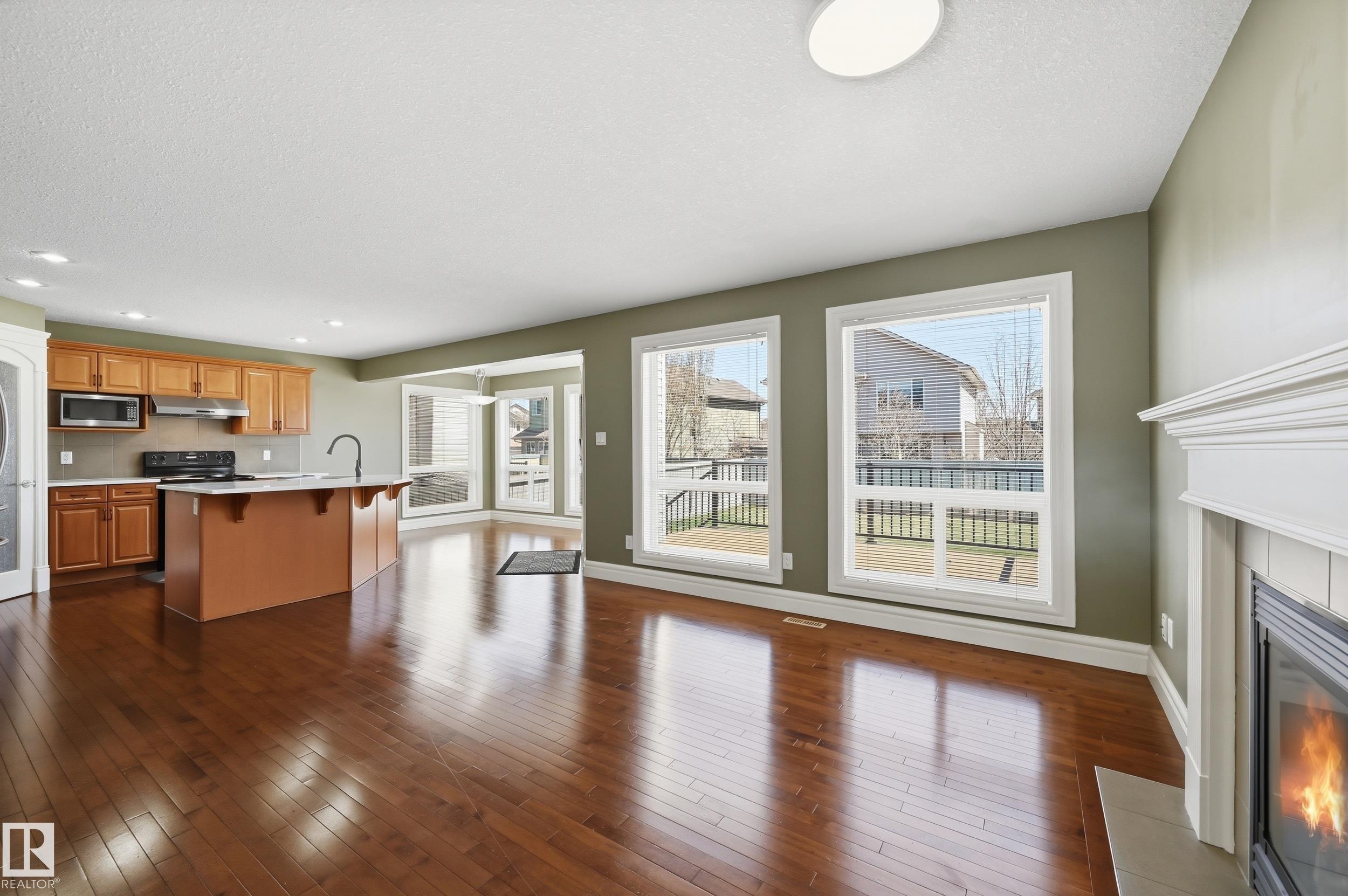 Photo 9 at 16411 43 Street NW, Brintnell, Edmonton