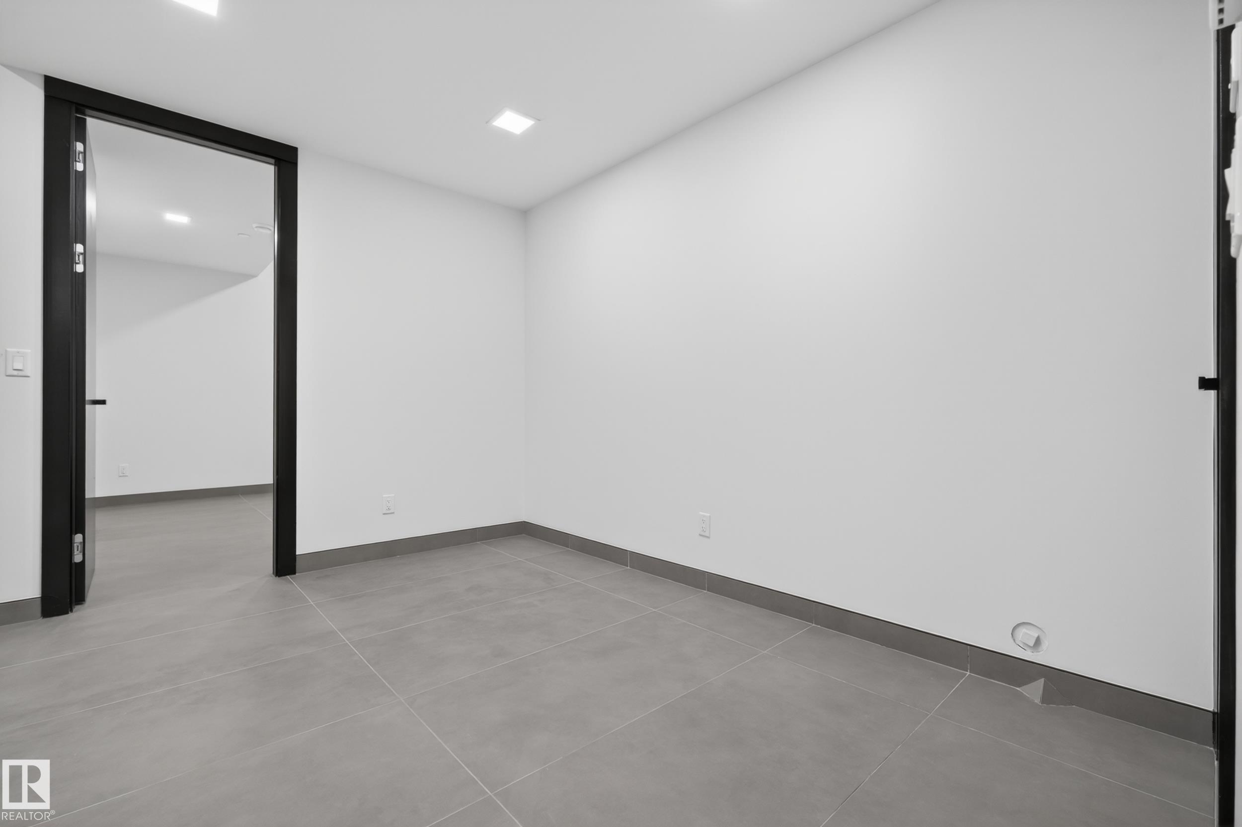 Photo 37 at 14035 104 Avenue NW, Glenora, Edmonton