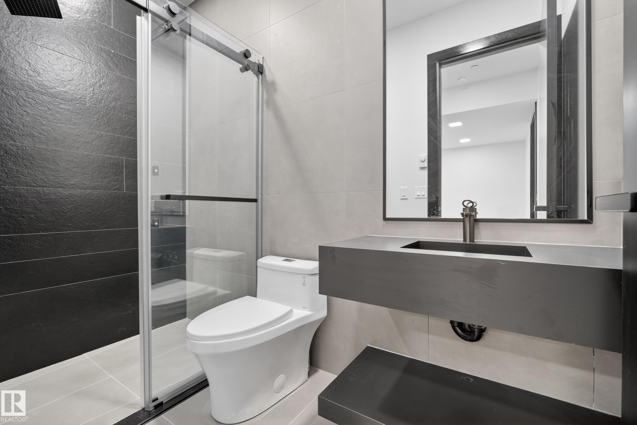Photo 39 at 14035 104 Avenue NW, Glenora, Edmonton