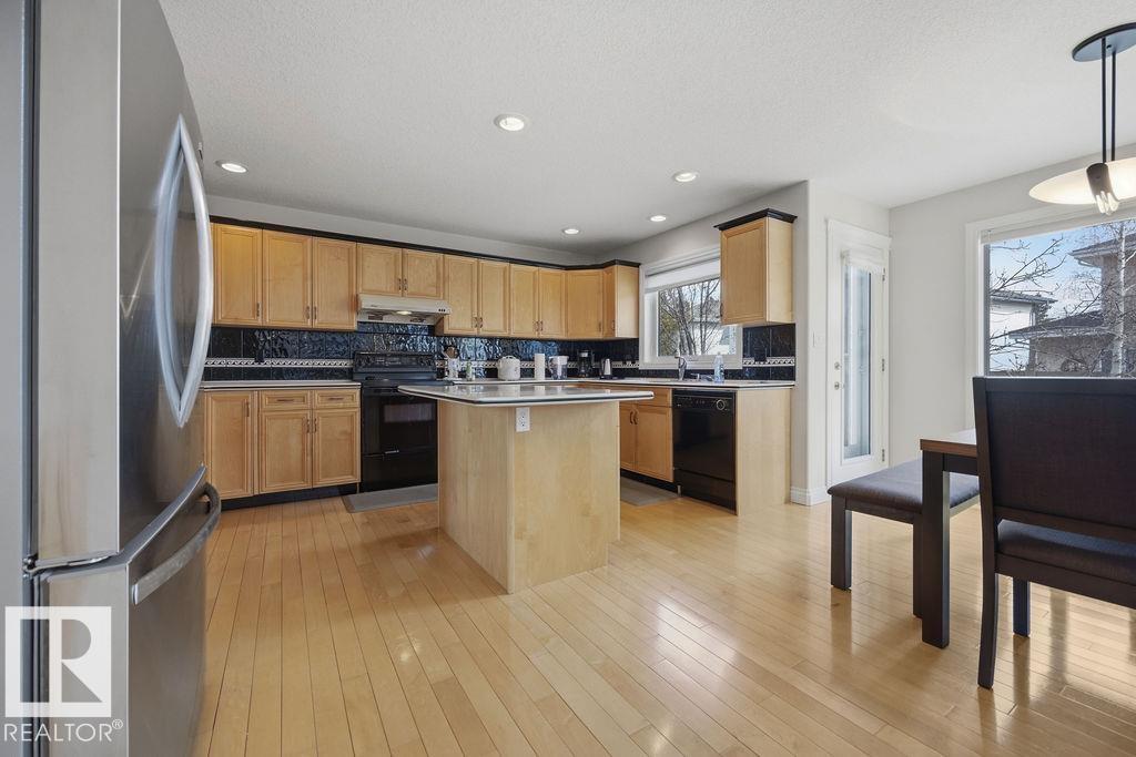 Photo 22 at 11551 14 Avenue NW, Twin Brooks, Edmonton