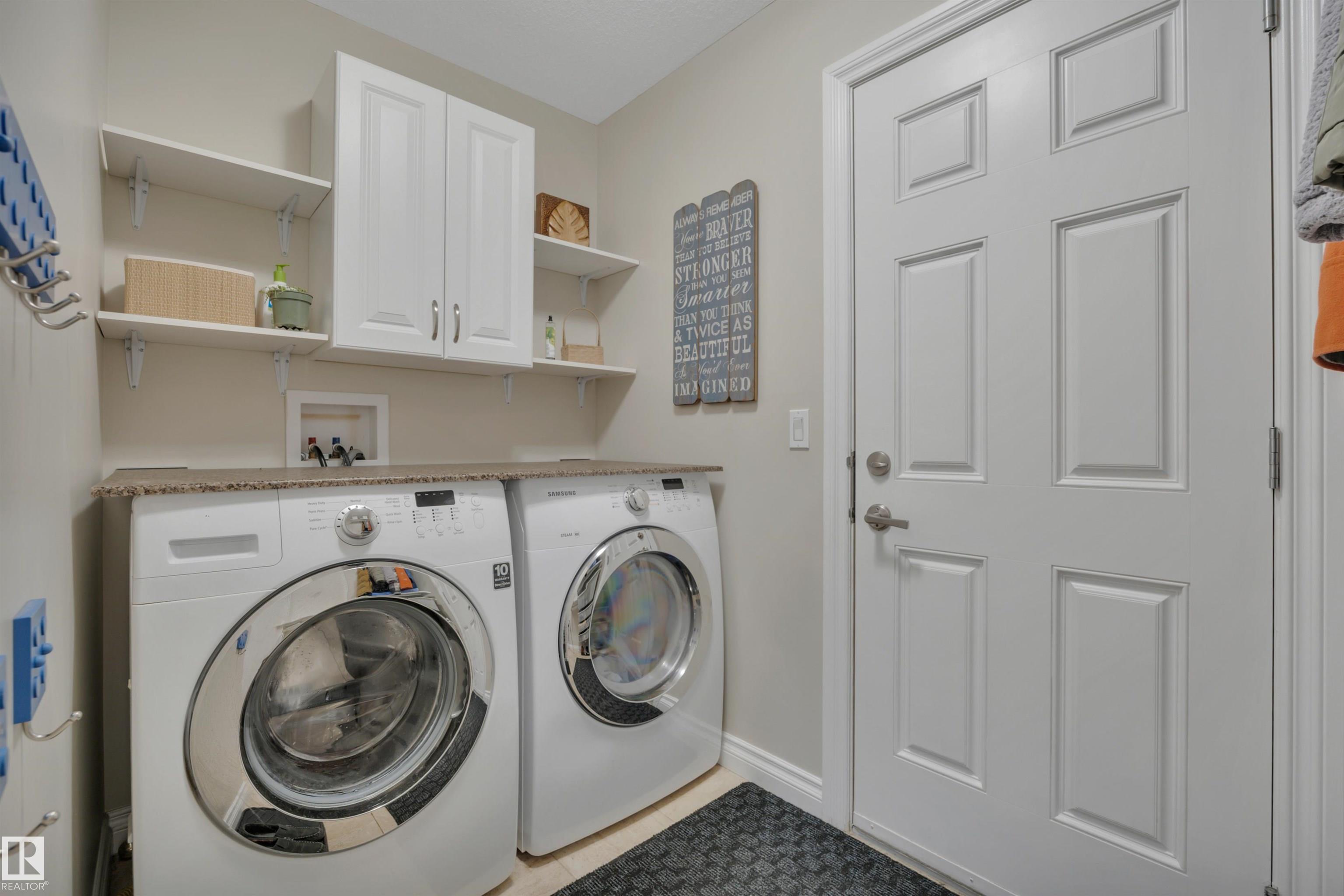 https://zimg.paragon.ice.com/ParagonImages/Property/PM/RAE/225399335/18/0/0/2e69beb966d23548cd63e4acde874924/1/d3f152ccda4f73f6cf1f8eeb59e81fad/225399335-ef2931e4-4ca3-48d3-a9a6-102264812086.JPG