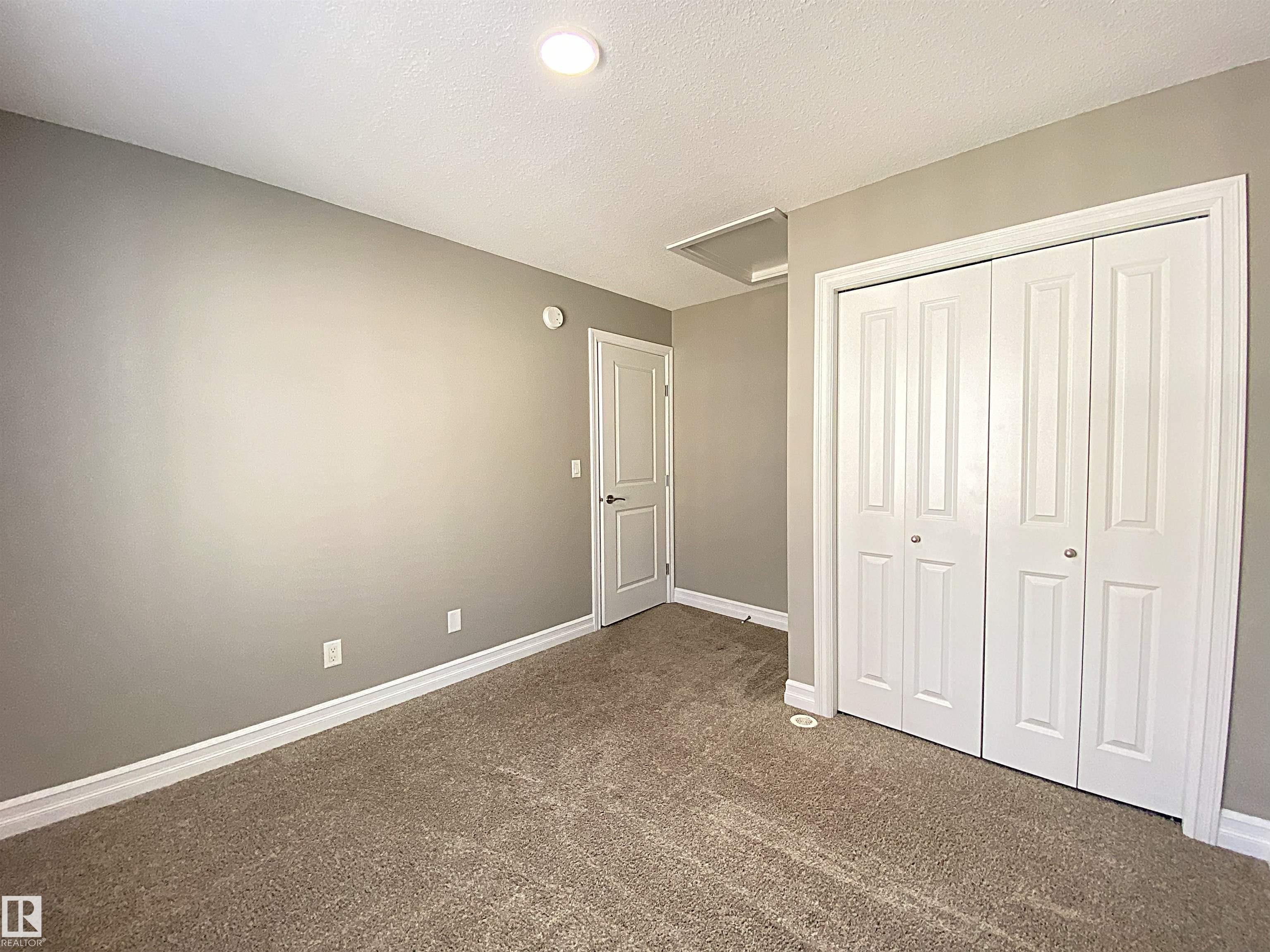 https://zimg.paragon.ice.com/ParagonImages/Property/PM/RAE/225399348/23/0/0/0644bbdd50afd52bc38560c6f3e025fe/1/47e10913782e2022c093fa6e90cc7c8c/225399348-5c00e19e-1f92-419f-bfe9-c2bd9a62ffc1.JPG