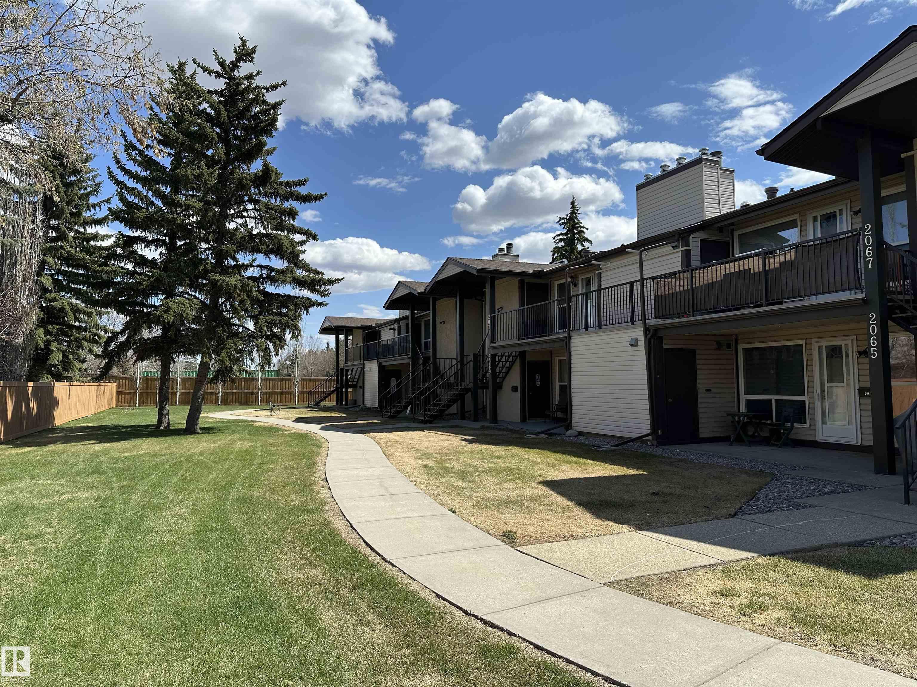 https://zimg.paragon.ice.com/ParagonImages/Property/PM/RAE/225399349/17/0/0/cec616aa512805dd1e87ccc8634da4ae/1/640fb96d3169cfe50c8d45c485005720/225399349-2d270c83-9da8-4864-b5b2-70683527c453.JPG