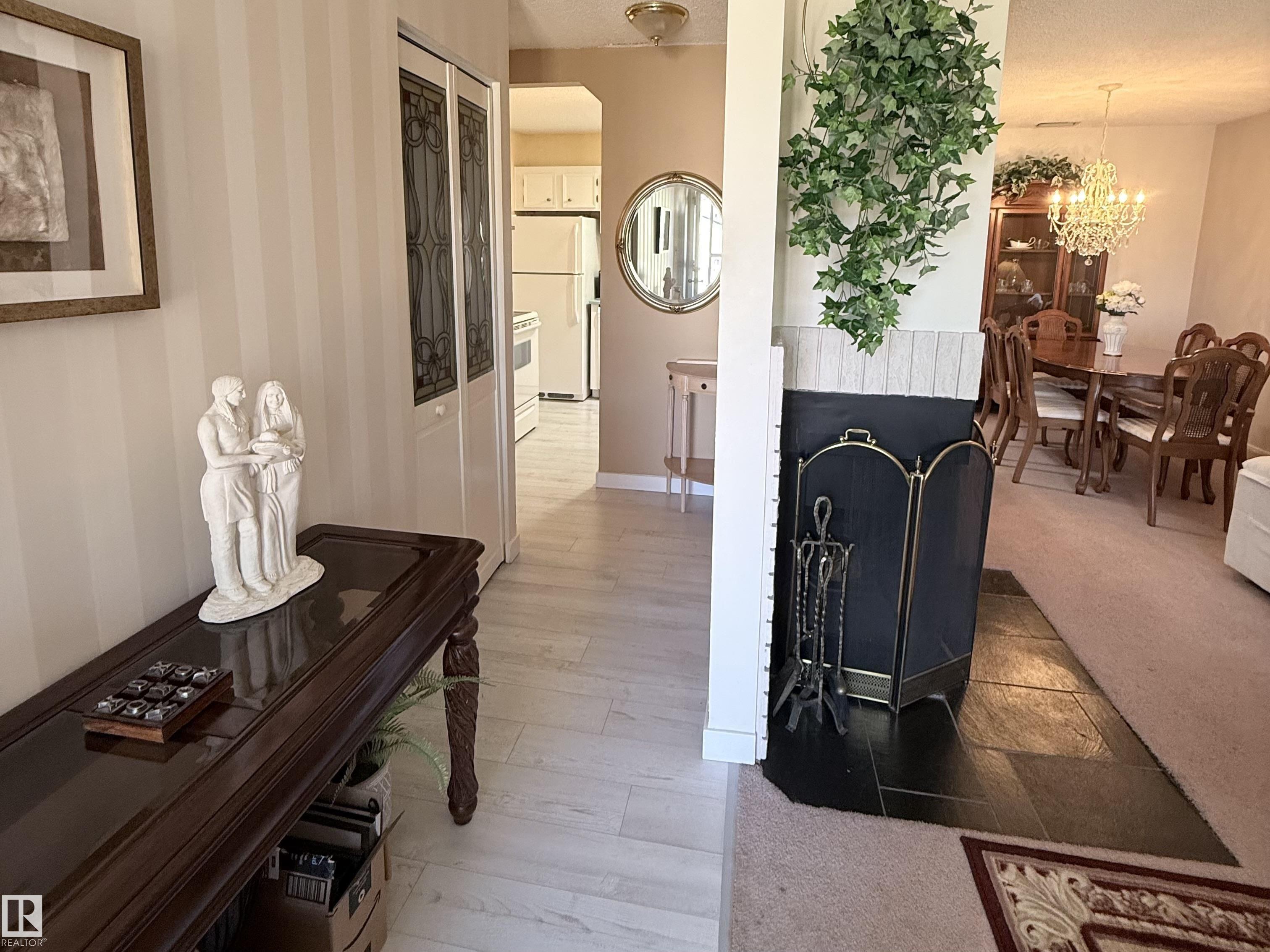 Picture for 2071 SADDLEBACK RD NW