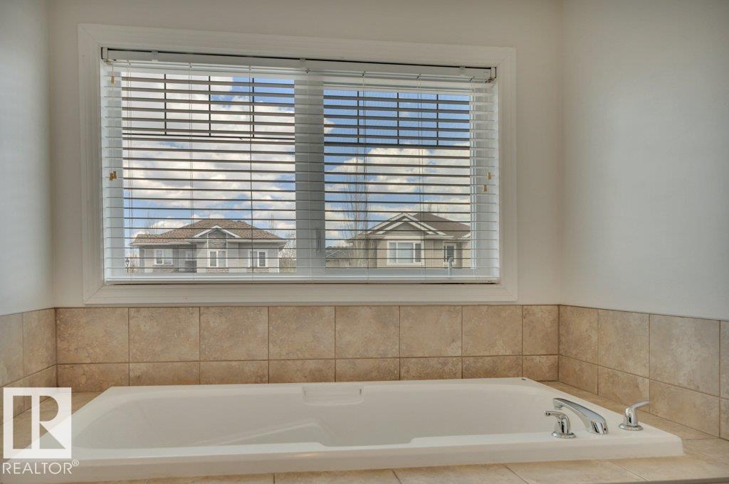 Photo 31 at 8 Kingdom Place, West Haven, Leduc