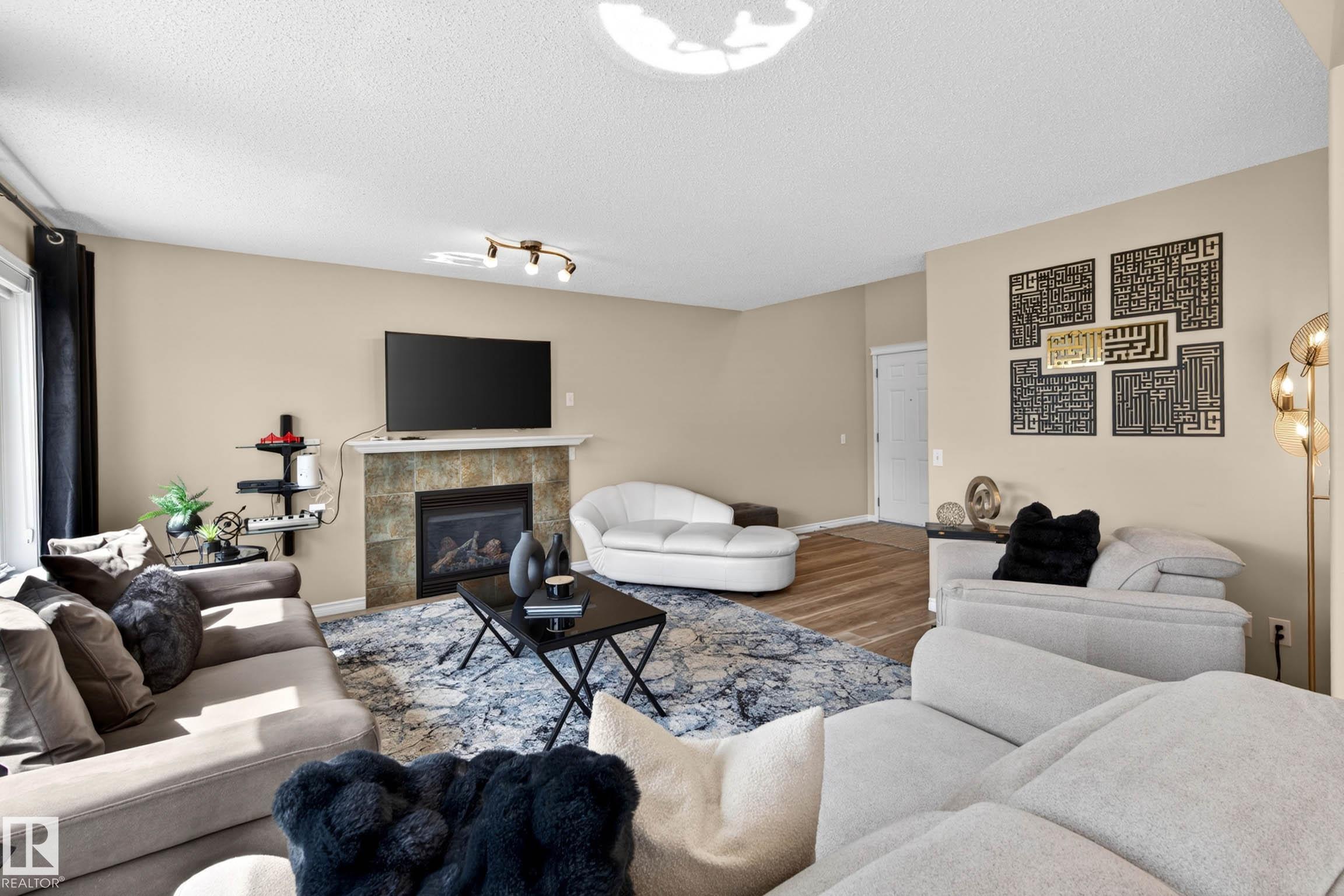 Picture for 7723 7A AV SW