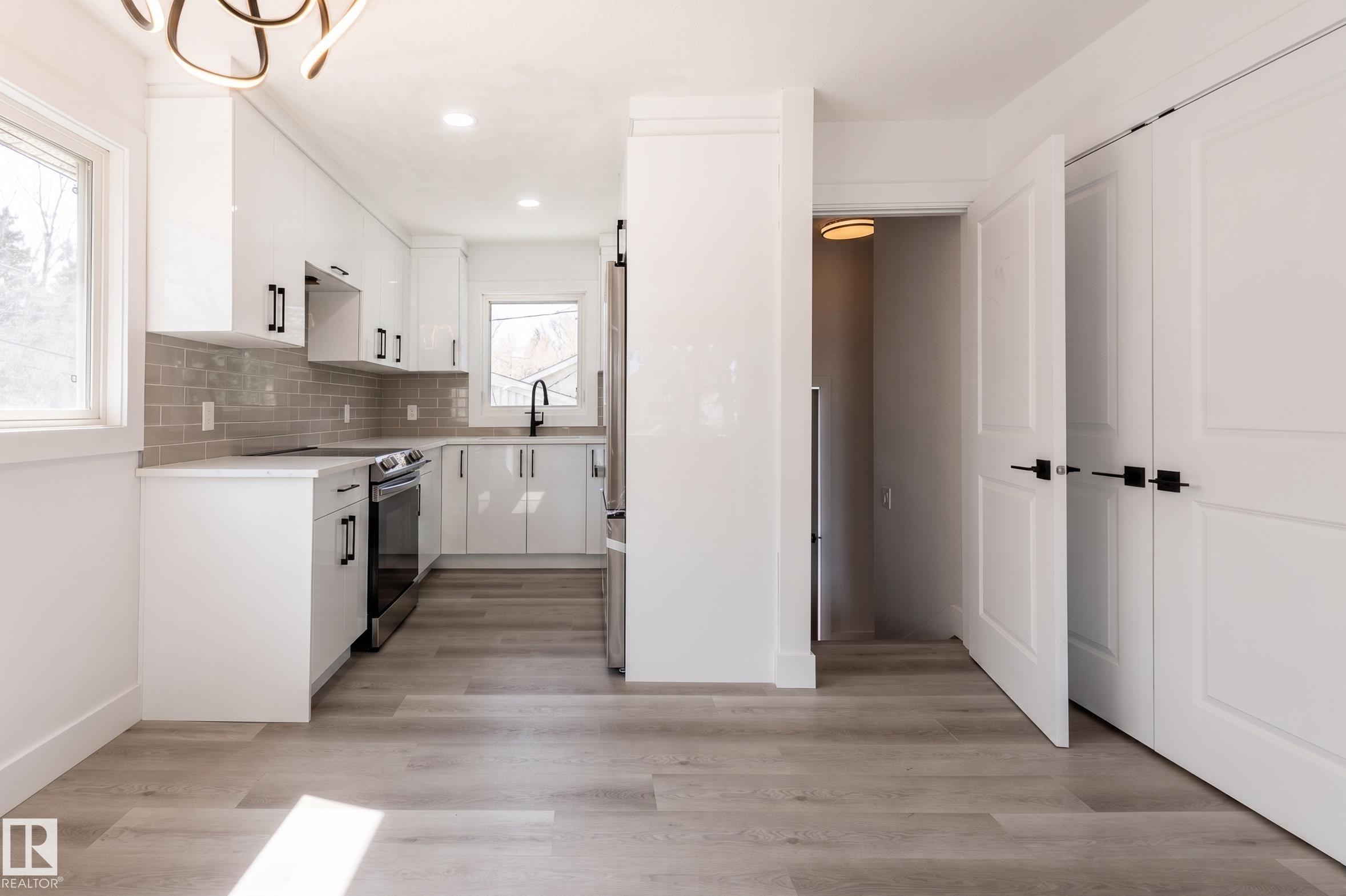 https://zimg.paragon.ice.com/ParagonImages/Property/PM/RAE/225399362/16/0/0/9979f925804ceb68739255880b6341bd/1/4dcb15ca369960decdf701a681f8ae29/225399362-6cb3cff9-de34-40f9-ac38-e68ee28219e9.JPG