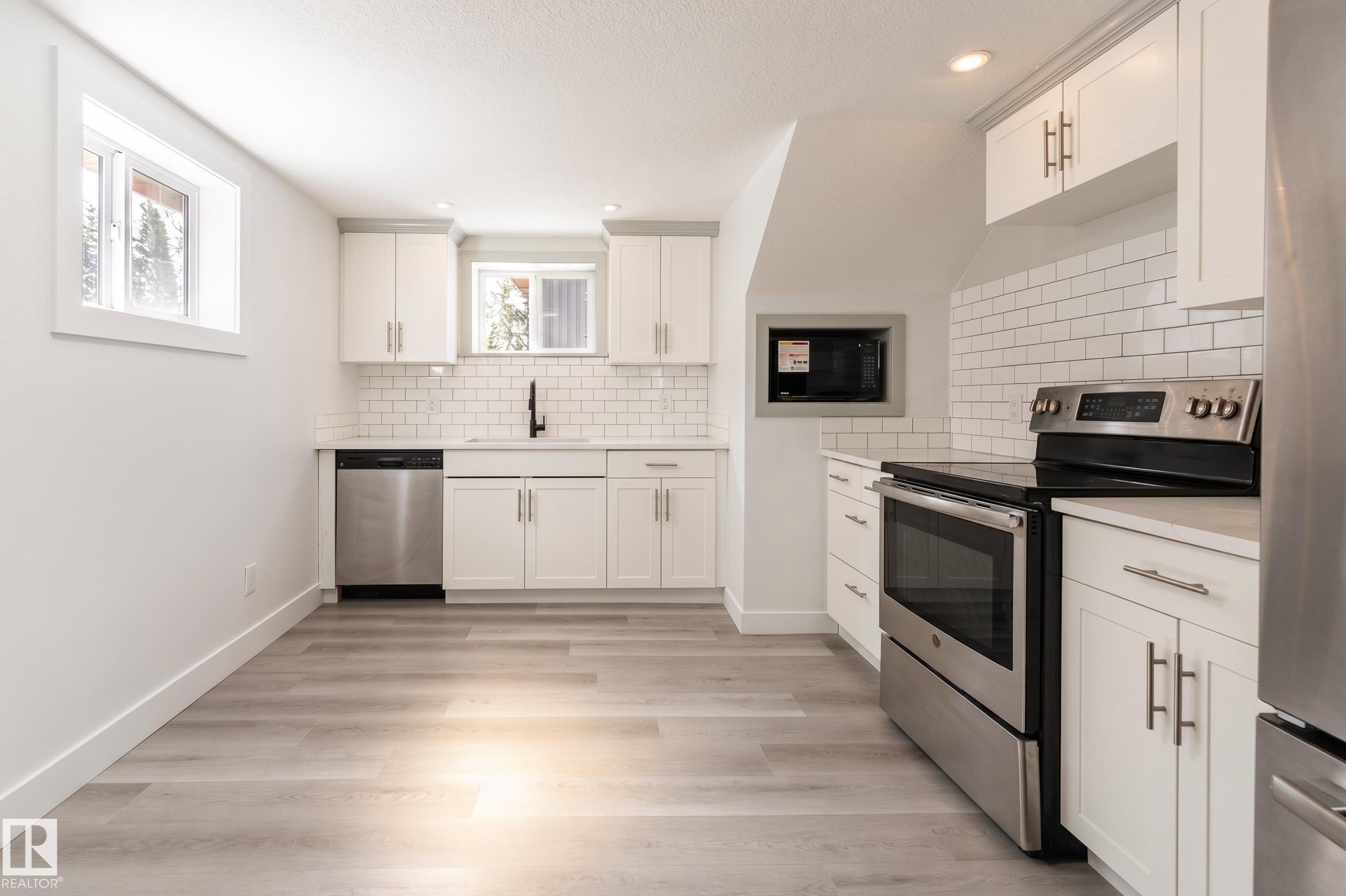 https://zimg.paragon.ice.com/ParagonImages/Property/PM/RAE/225399362/29/0/0/e8787f4ee406f27402d0ef44c90bc9b6/1/4dcb15ca369960decdf701a681f8ae29/225399362-70f2ab4b-29ae-479c-aa5e-9d239d5c3b1d.JPG